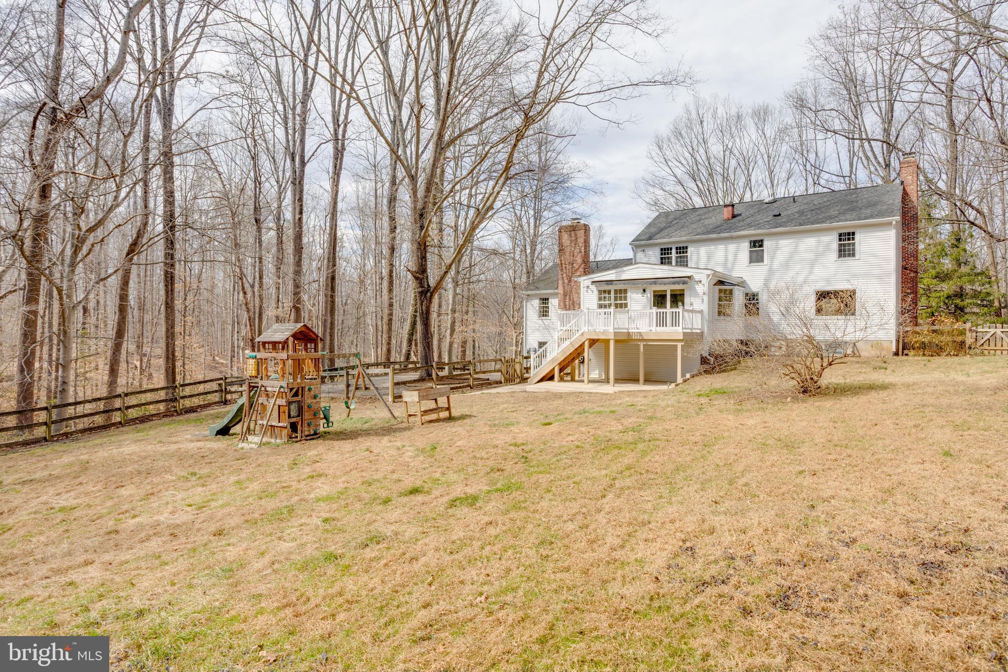 LAKEWOOD ESTATES - Residential