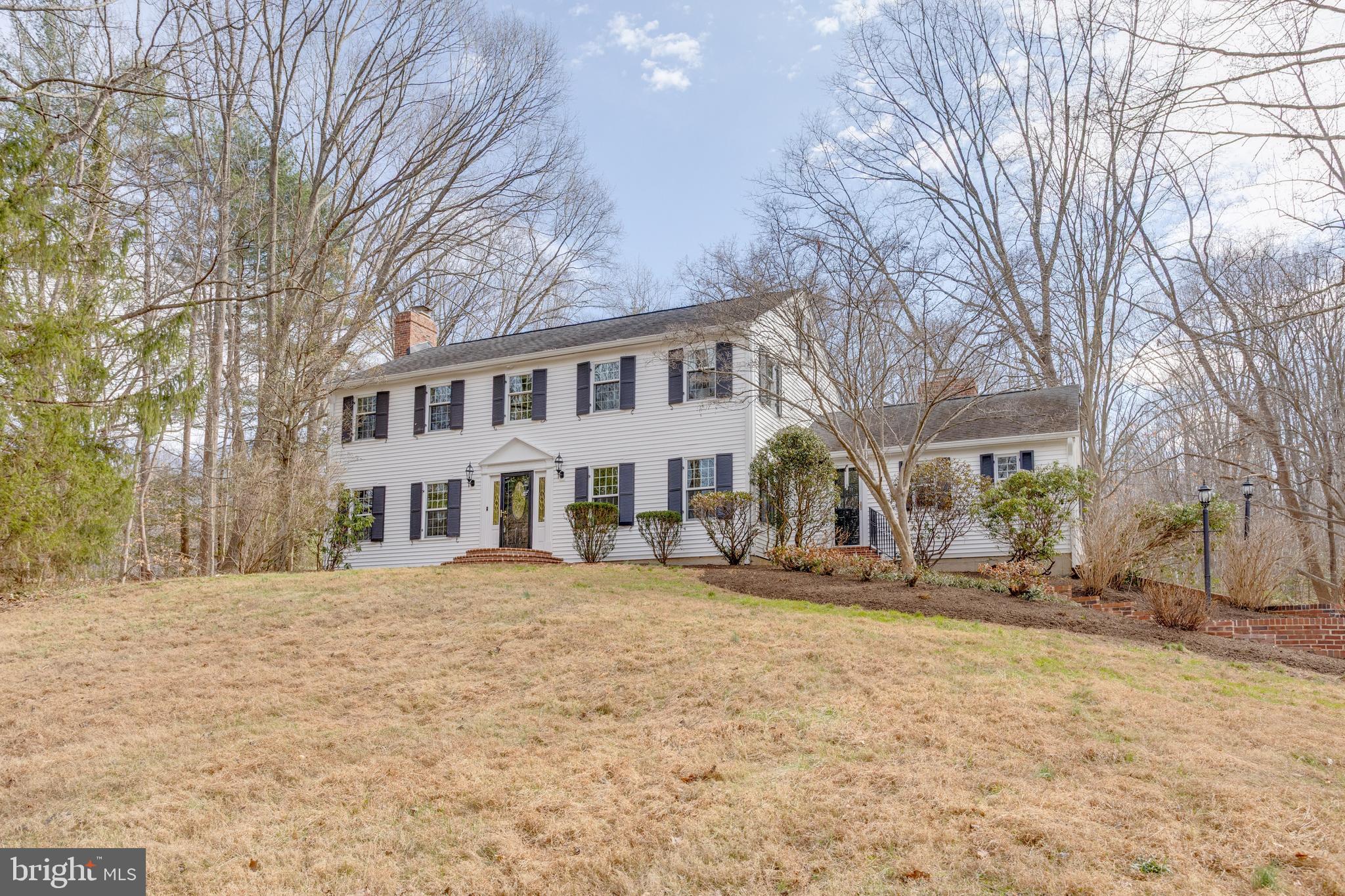 LAKEWOOD ESTATES - Residential