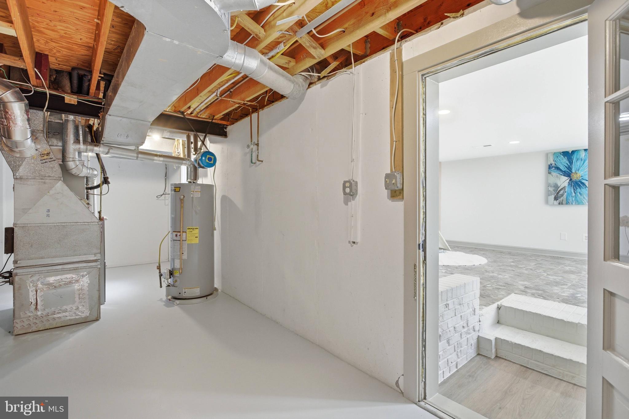 LAKEWOOD ESTATES - Residential