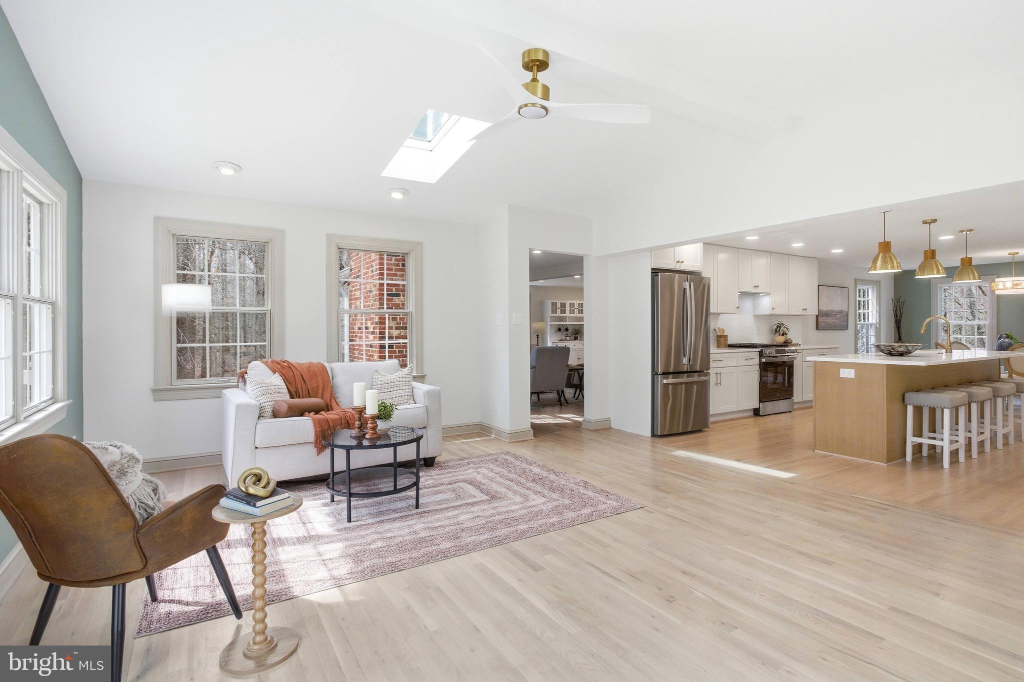 LAKEWOOD ESTATES - Residential