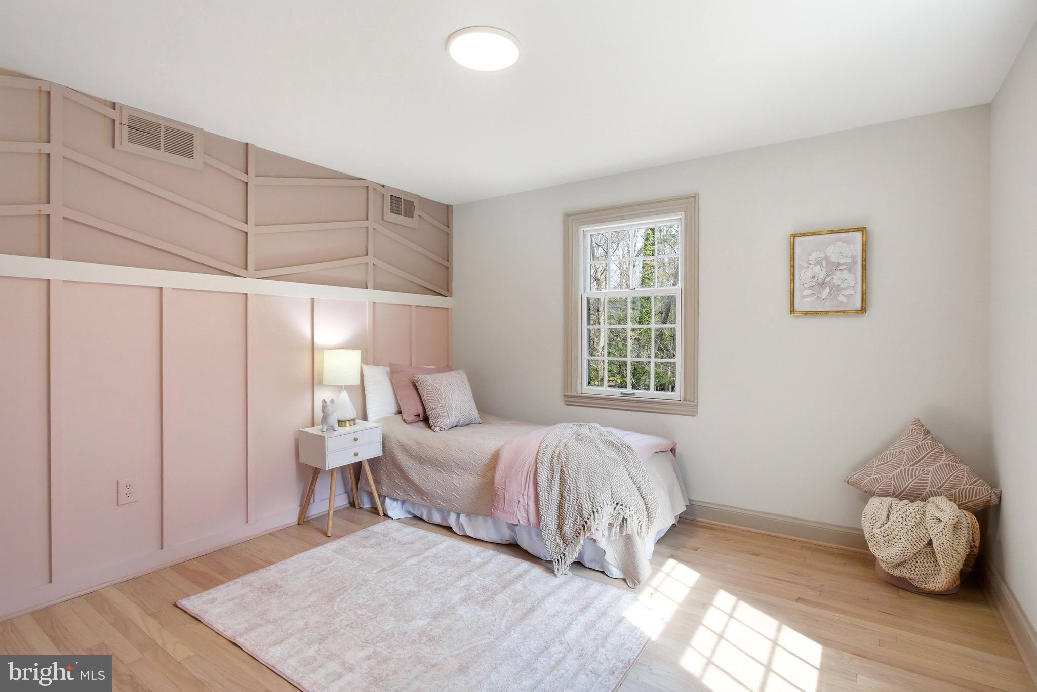 LAKEWOOD ESTATES - Residential