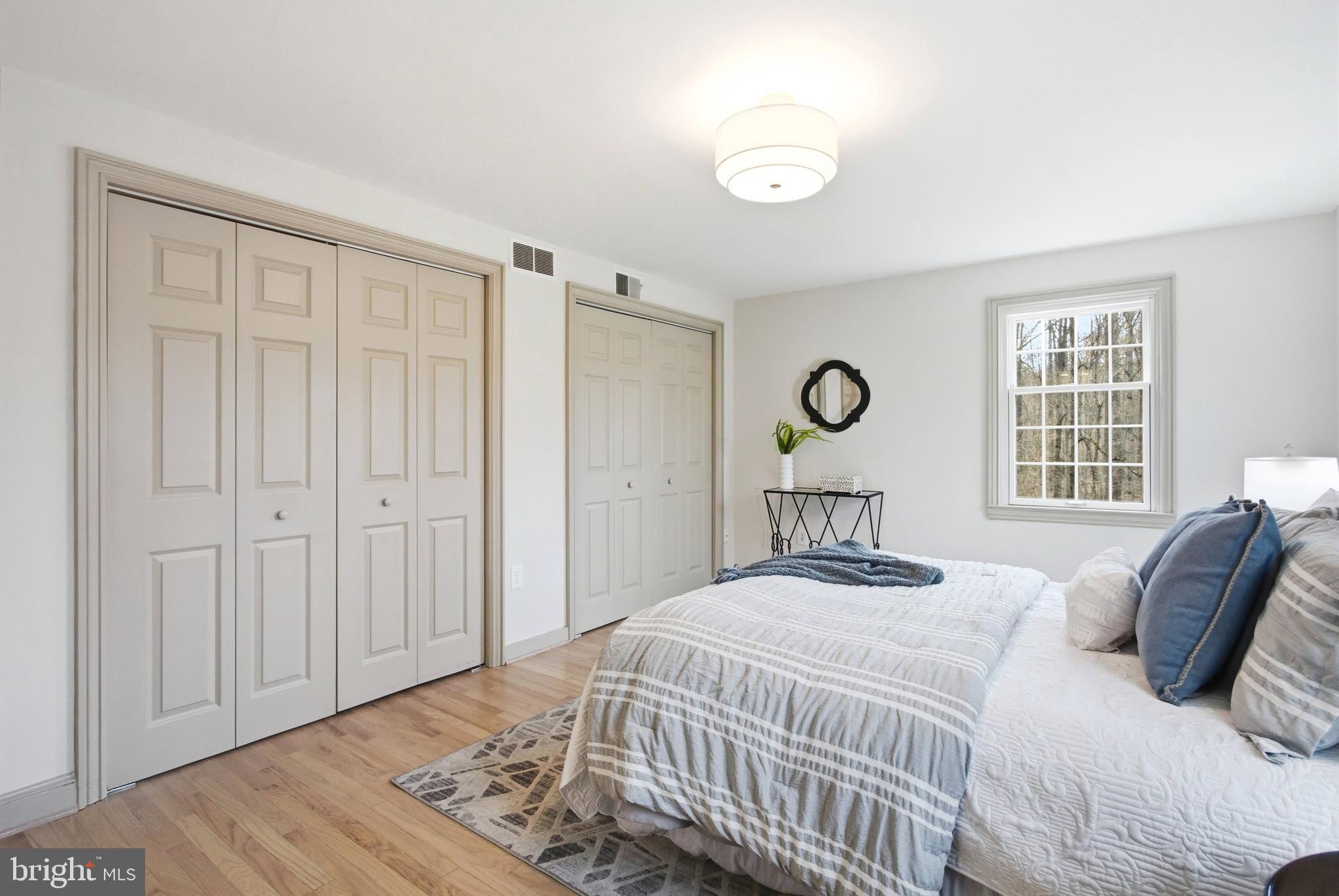 LAKEWOOD ESTATES - Residential