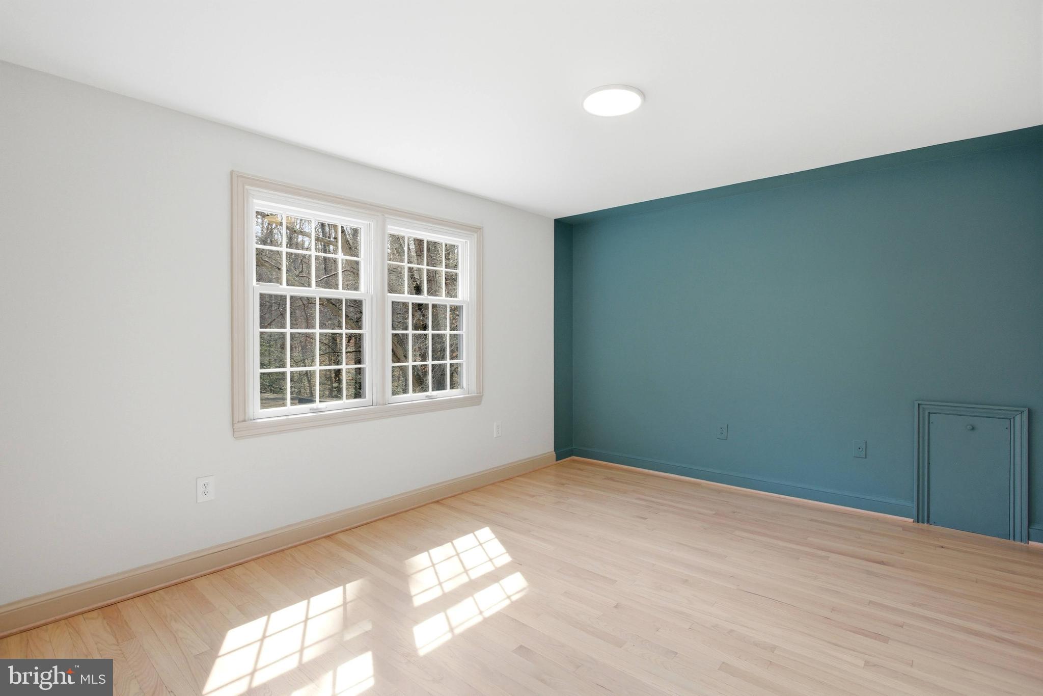 LAKEWOOD ESTATES - Residential