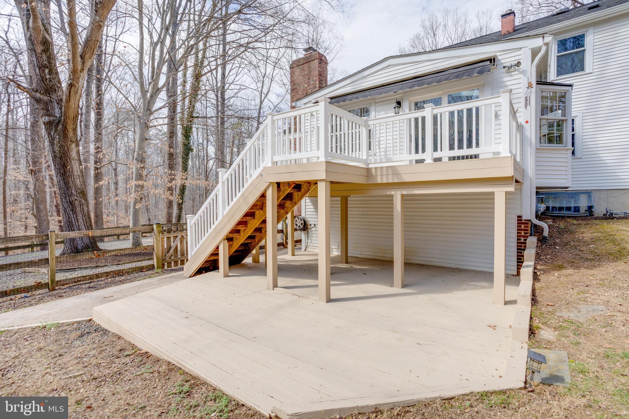 LAKEWOOD ESTATES - Residential