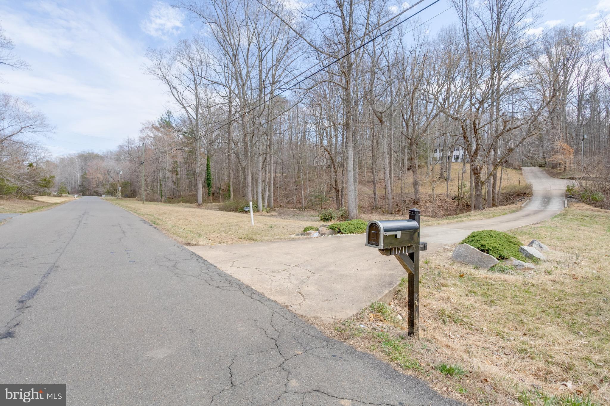 LAKEWOOD ESTATES - Residential