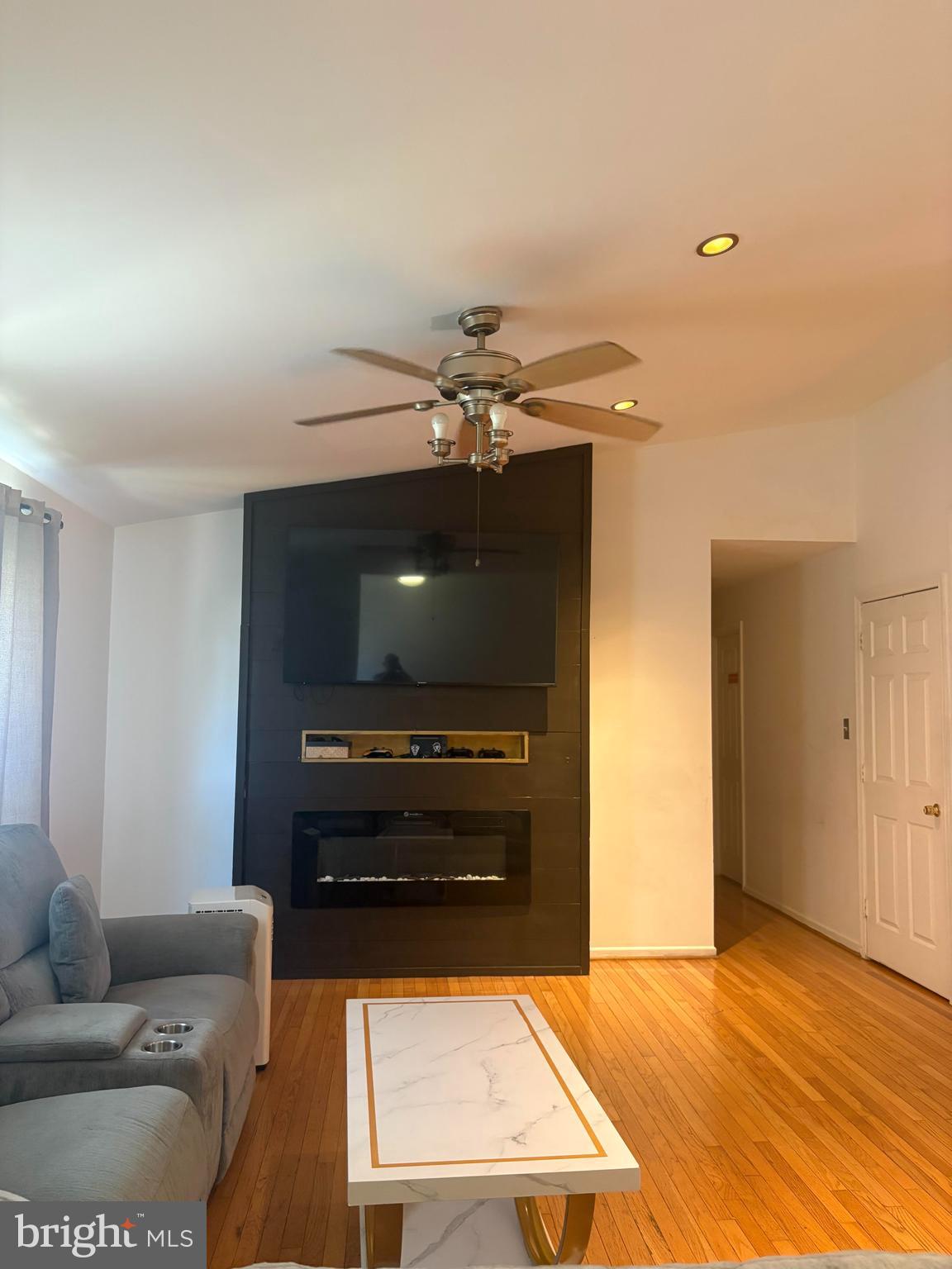 6113 PIONEER DRIVE