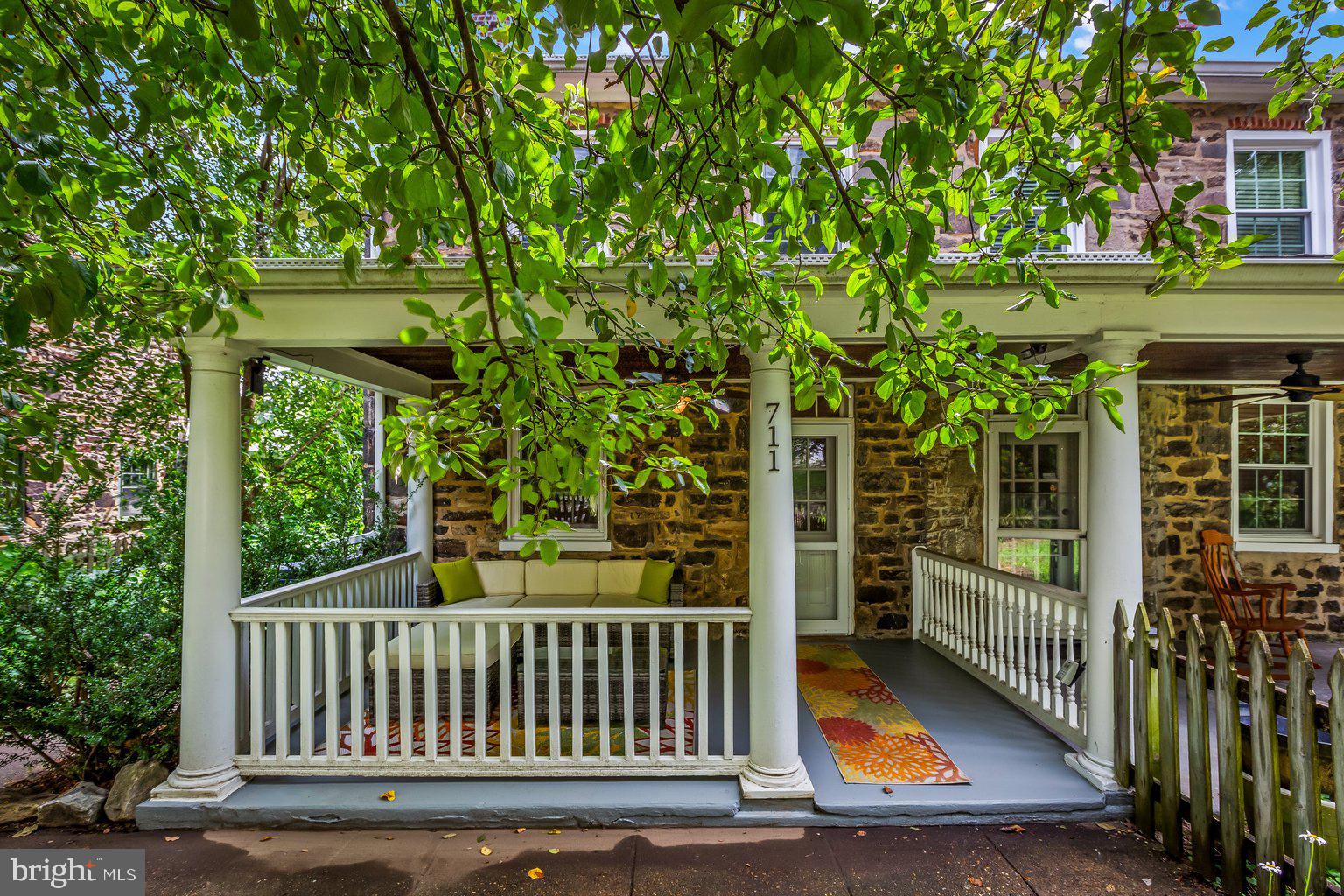 STONE HILL - Residential