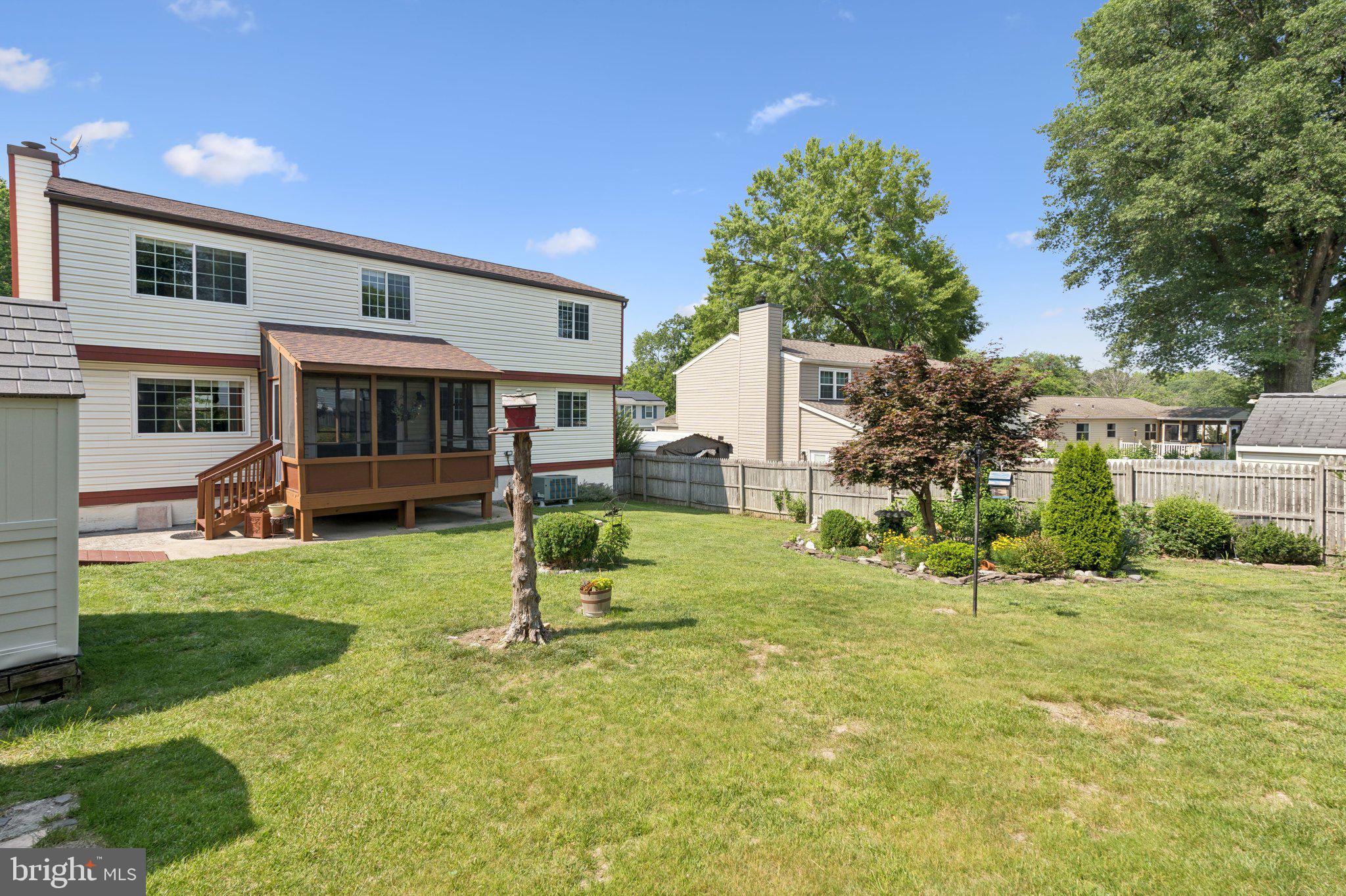 HARMANS WOODS - Residential