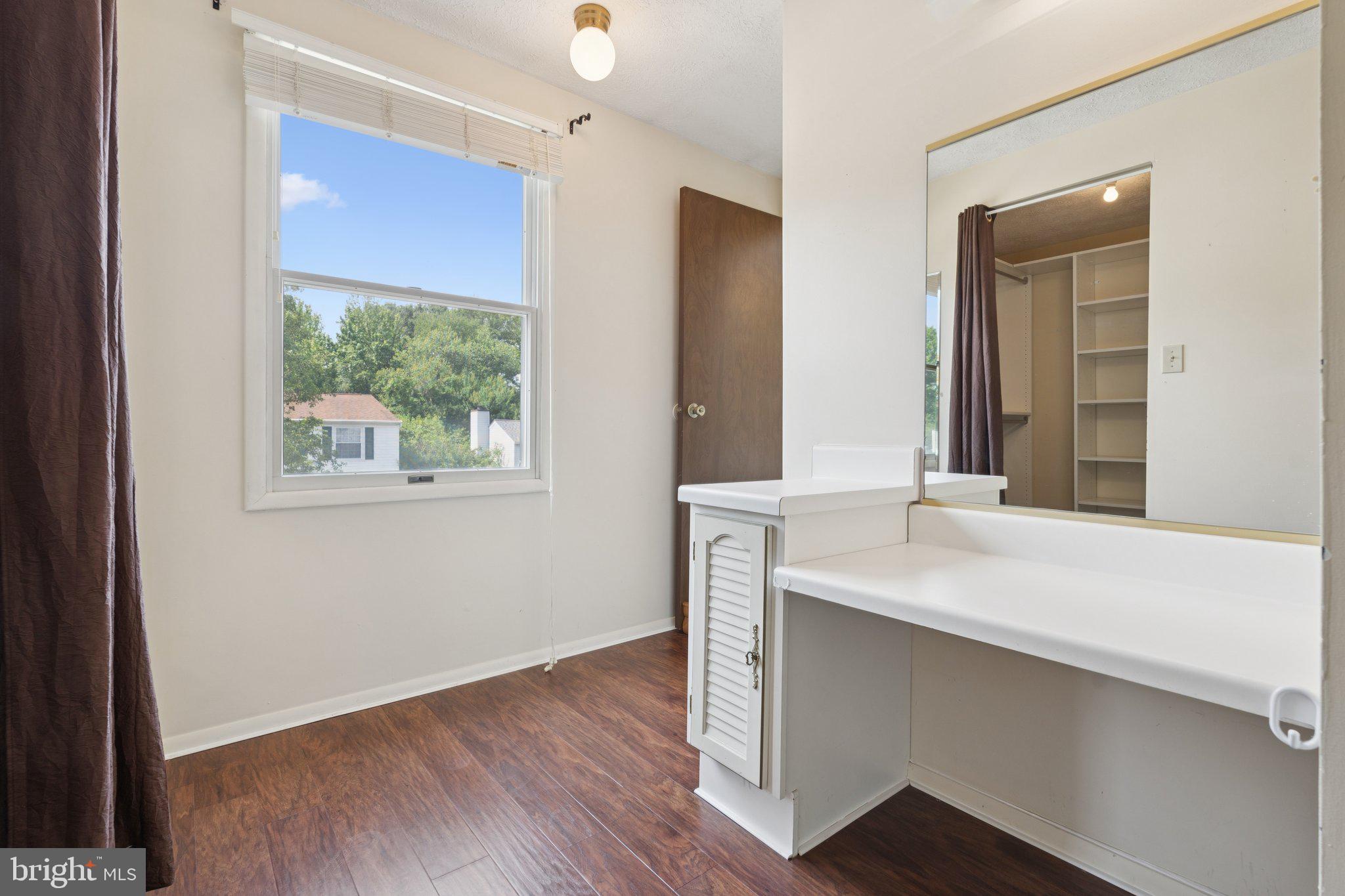 HARMANS WOODS - Residential