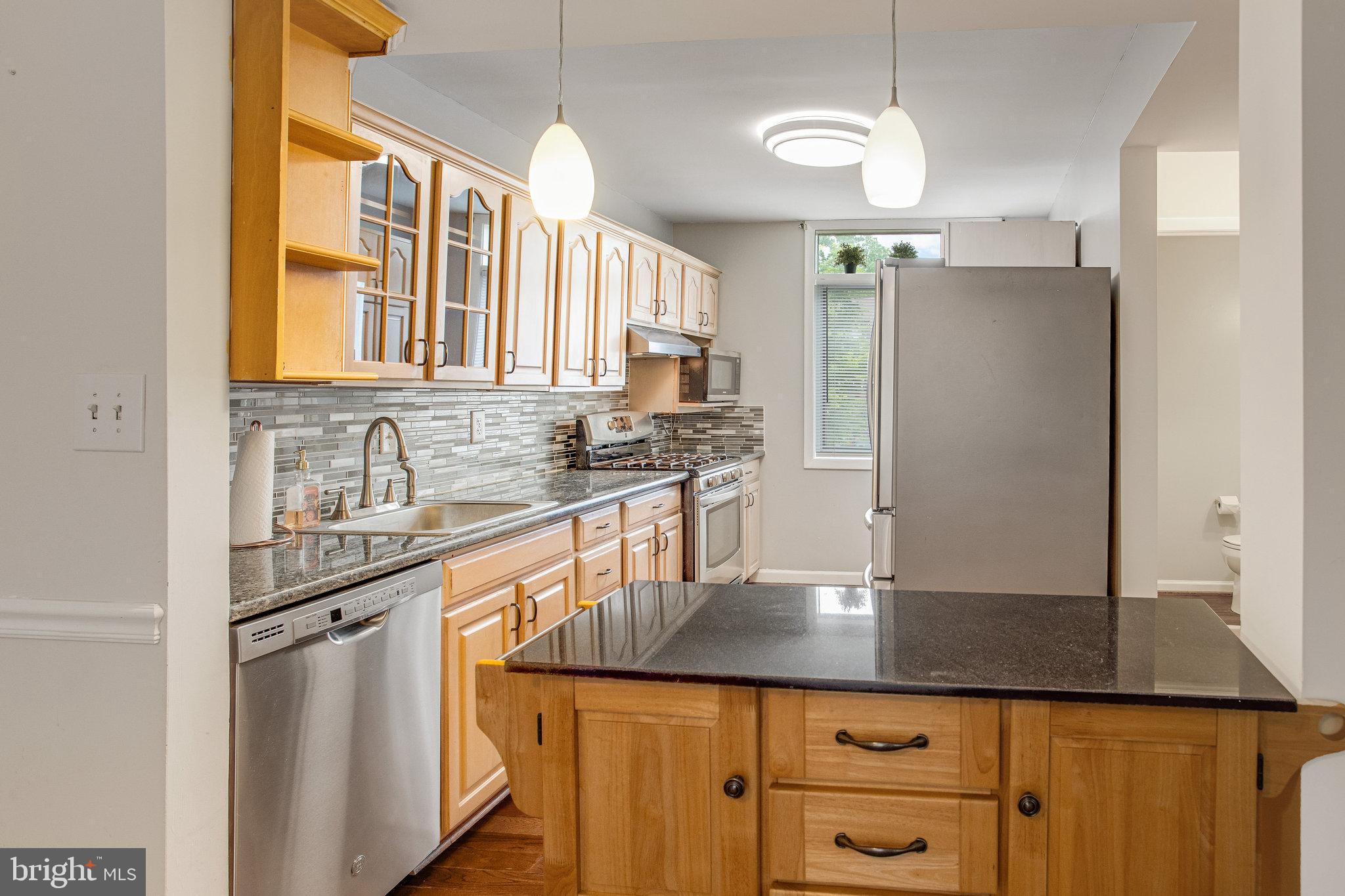 LAKE RIDGE - Residential