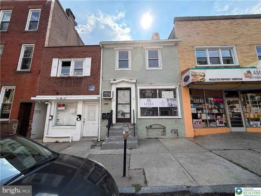 112 N 8TH ST 114
