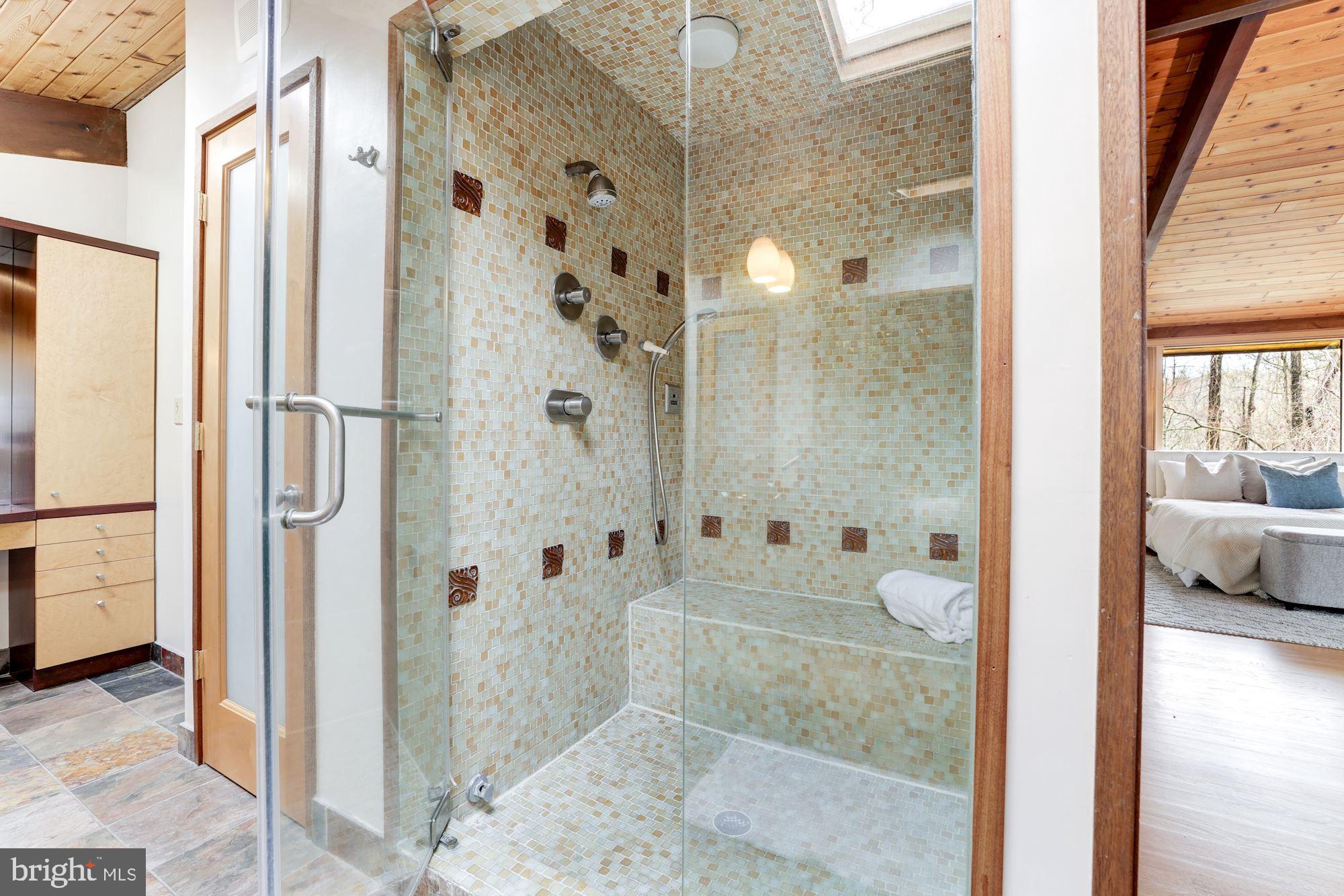 ROCKY RUN - Residential