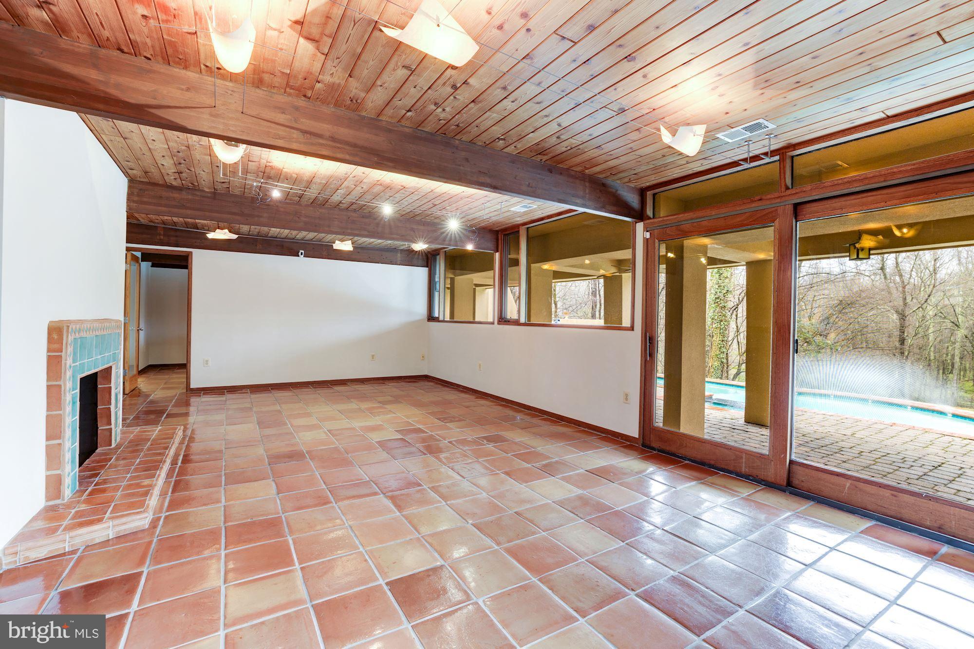 ROCKY RUN - Residential