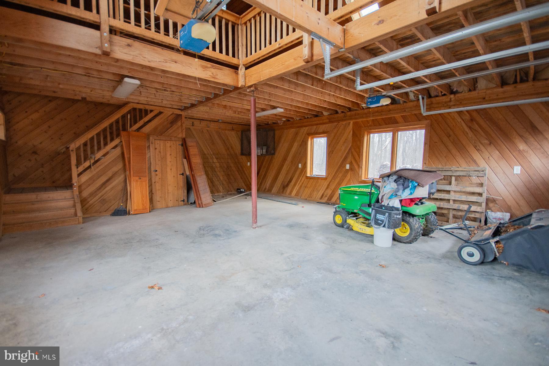 MONTEVALLO HILLS - Residential