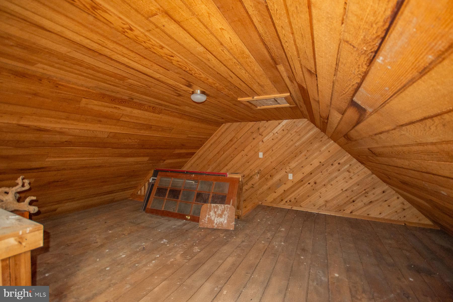 MONTEVALLO HILLS - Residential