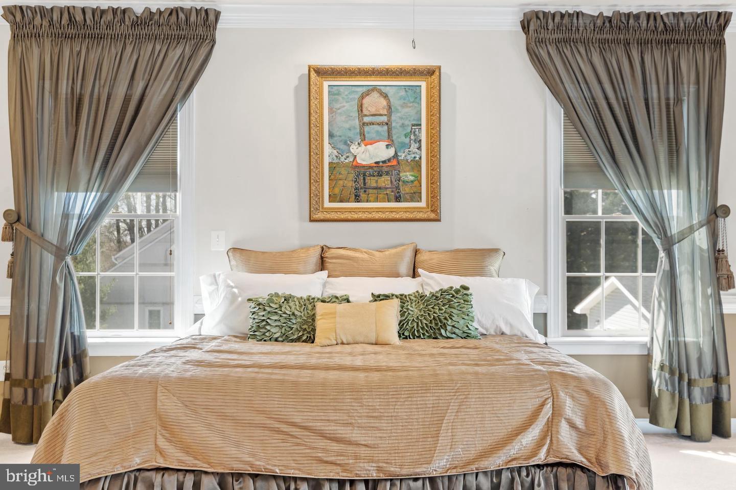 ANNANDALE OAKS - Residential