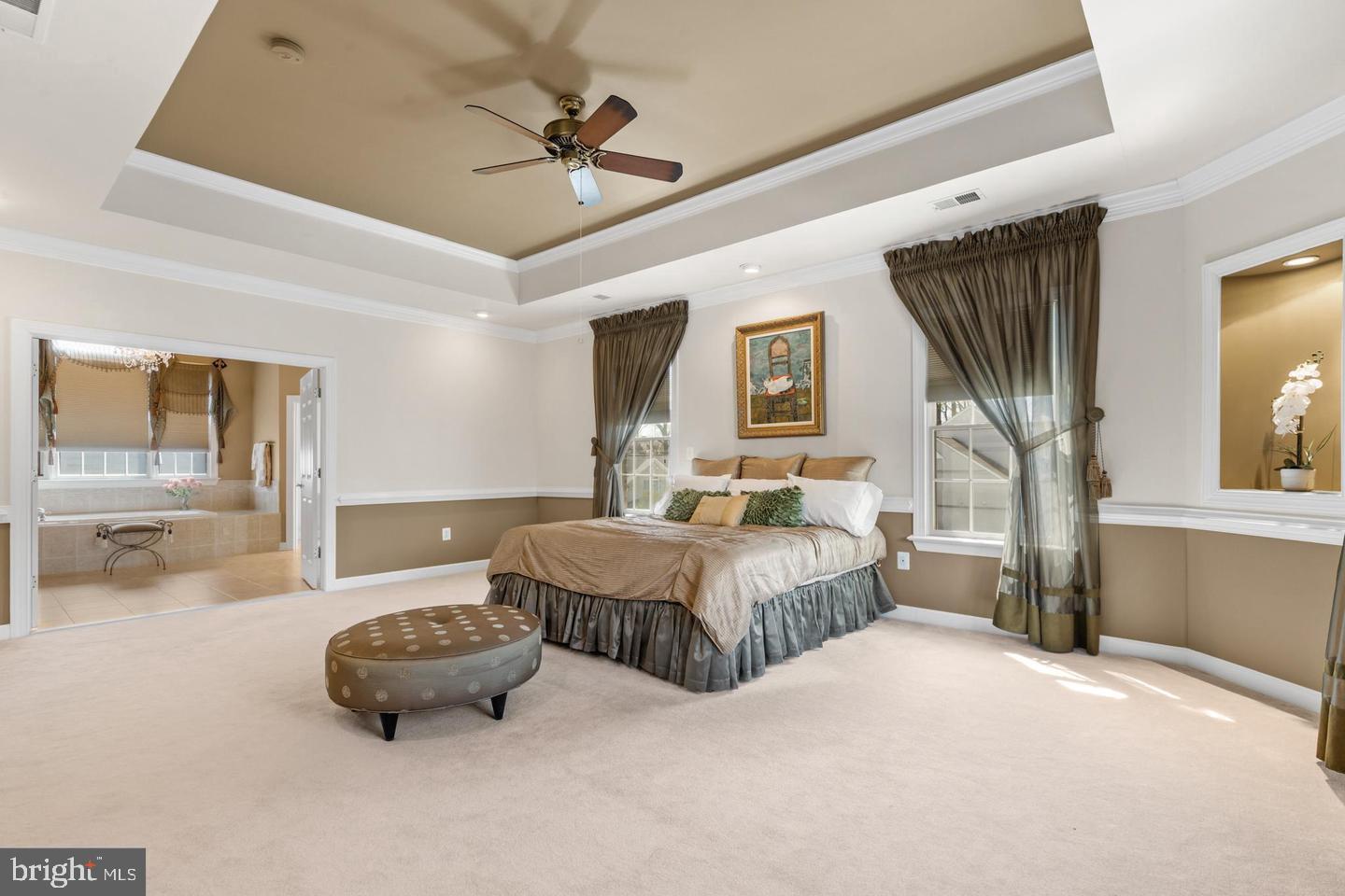 ANNANDALE OAKS - Residential