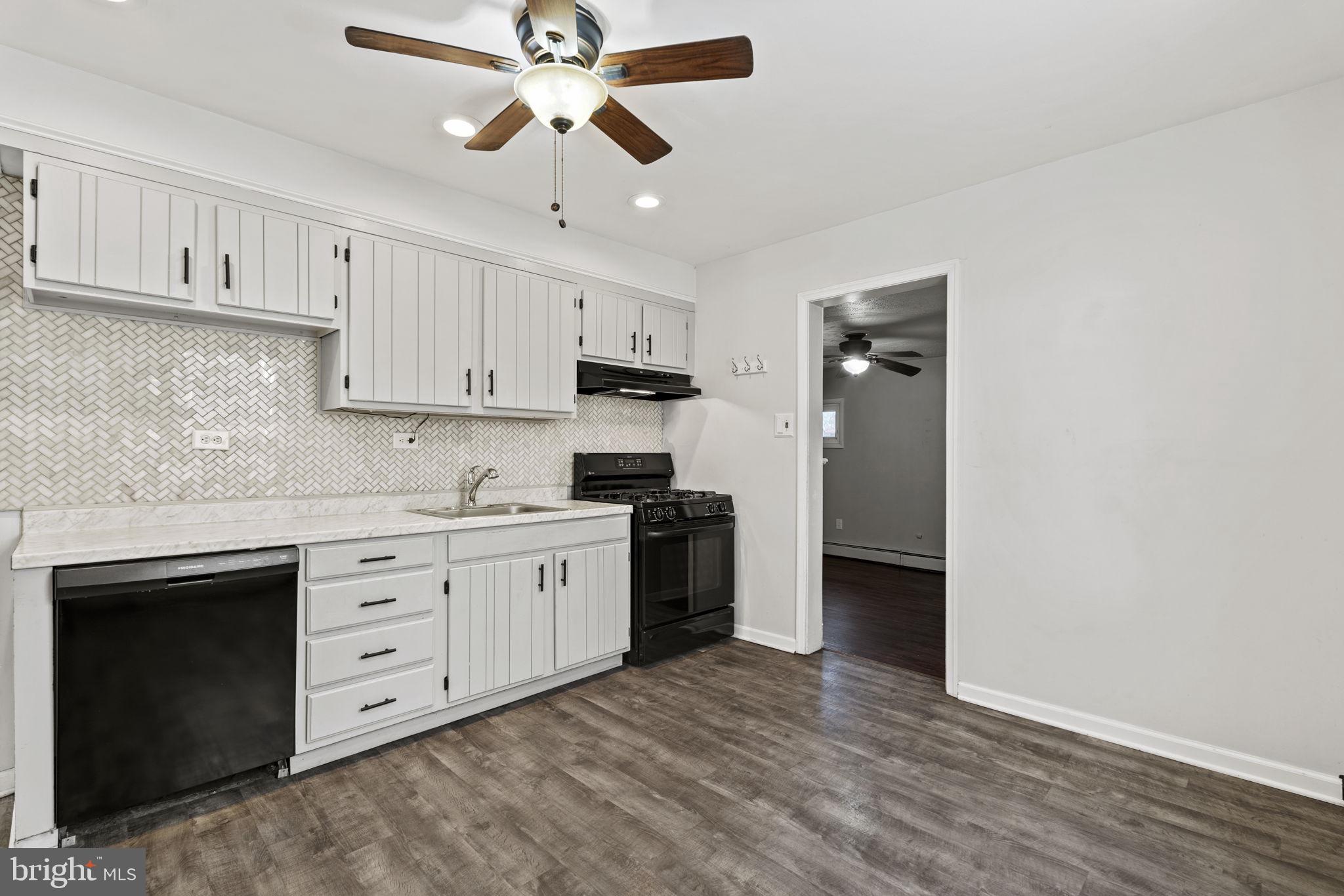 GLENWOOD - Residential Lease