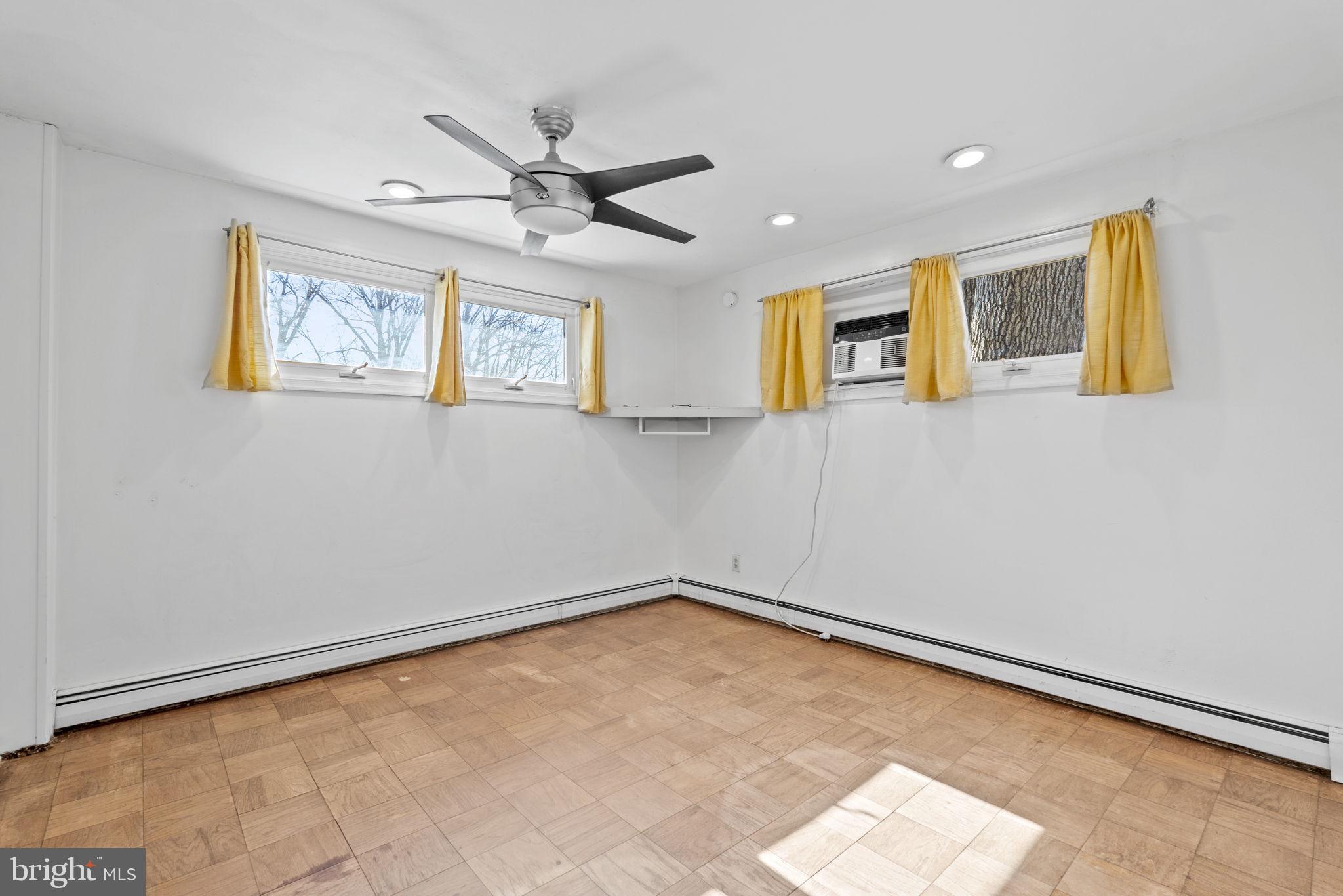 GLENWOOD - Residential Lease