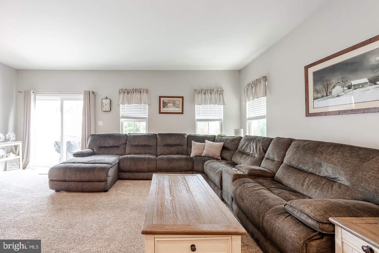 MONTGOMERY VIEW - Residential