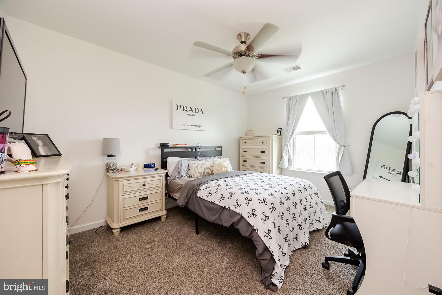 MONTGOMERY VIEW - Residential