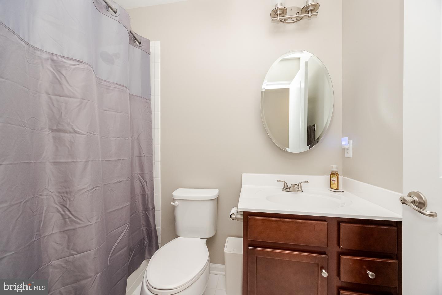 MONTGOMERY VIEW - Residential