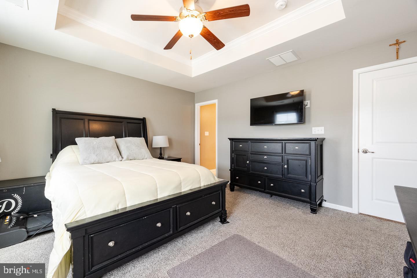 MONTGOMERY VIEW - Residential