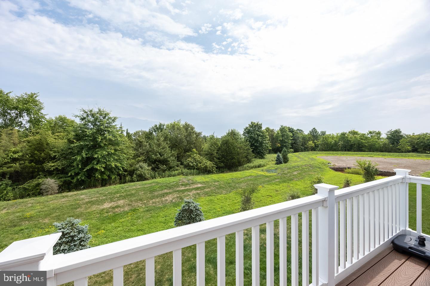 MONTGOMERY VIEW - Residential