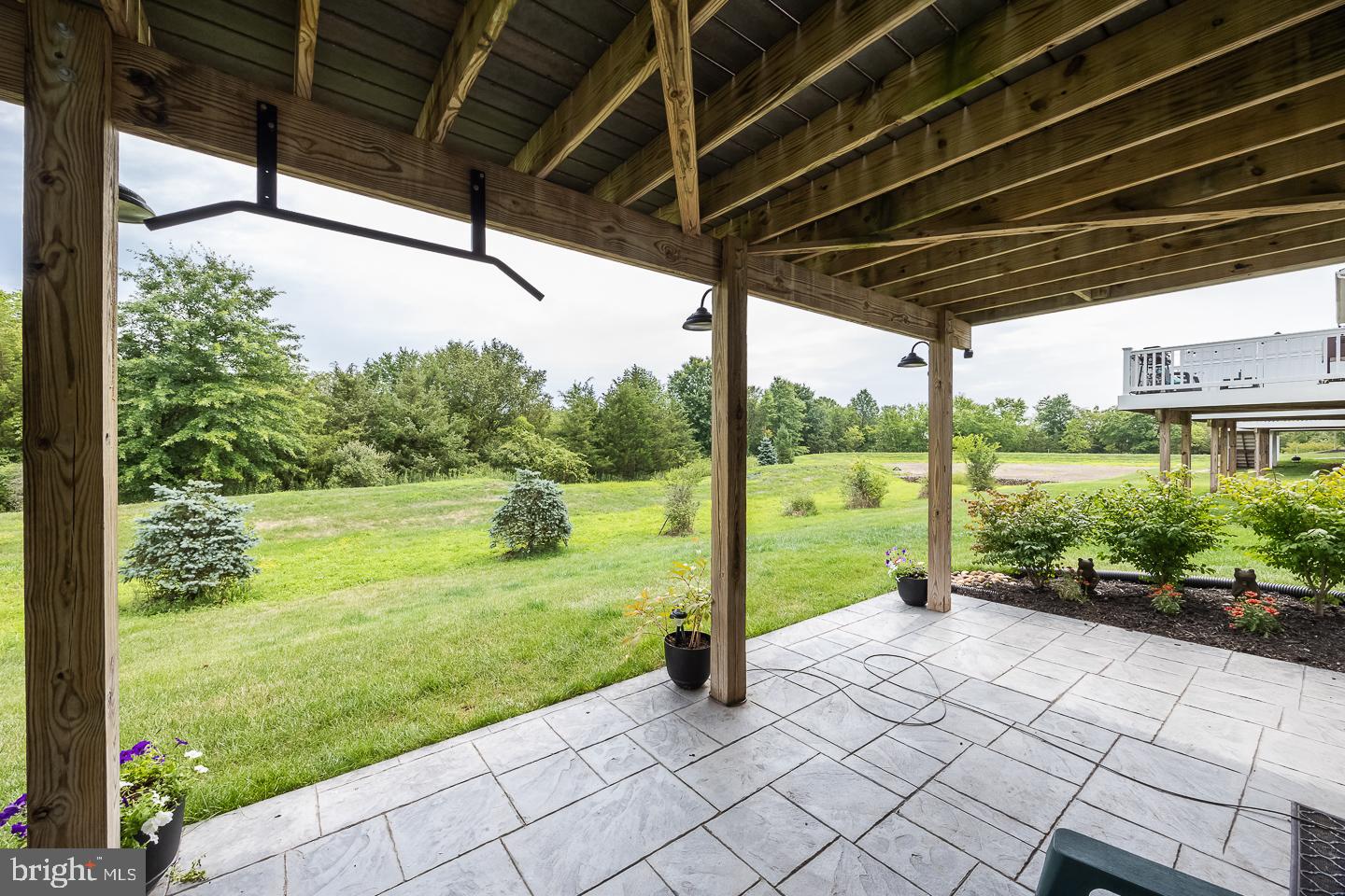 MONTGOMERY VIEW - Residential