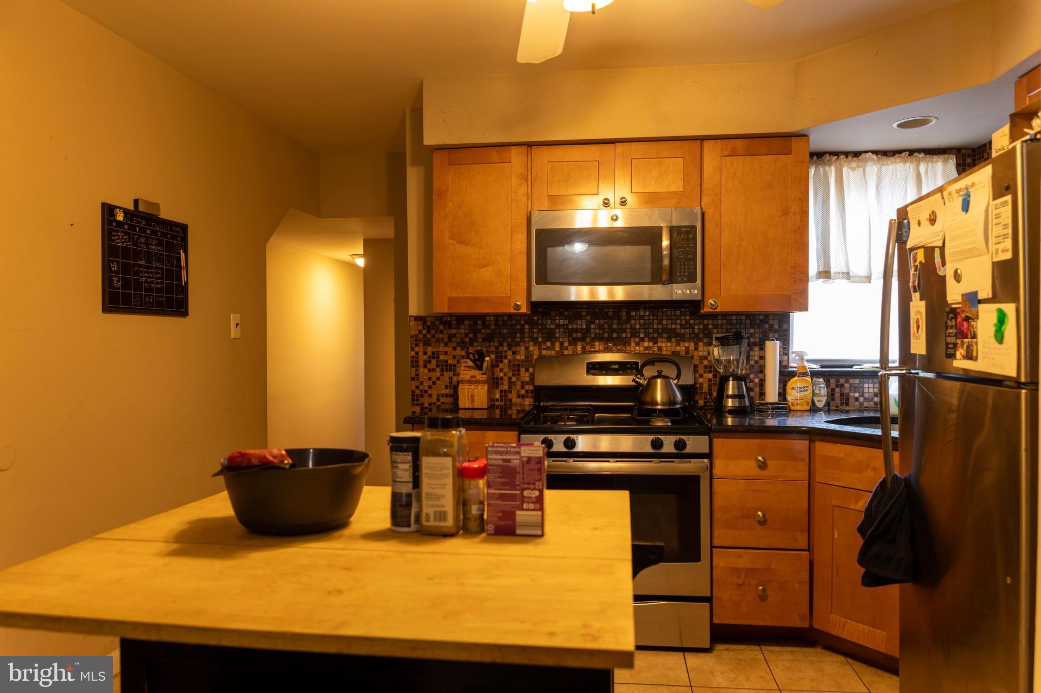 PASSYUNK SQUARE - Residential Income