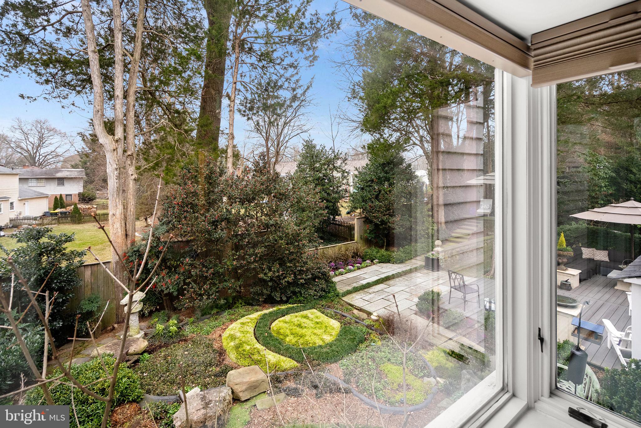 WILLOW WOODS - Residential