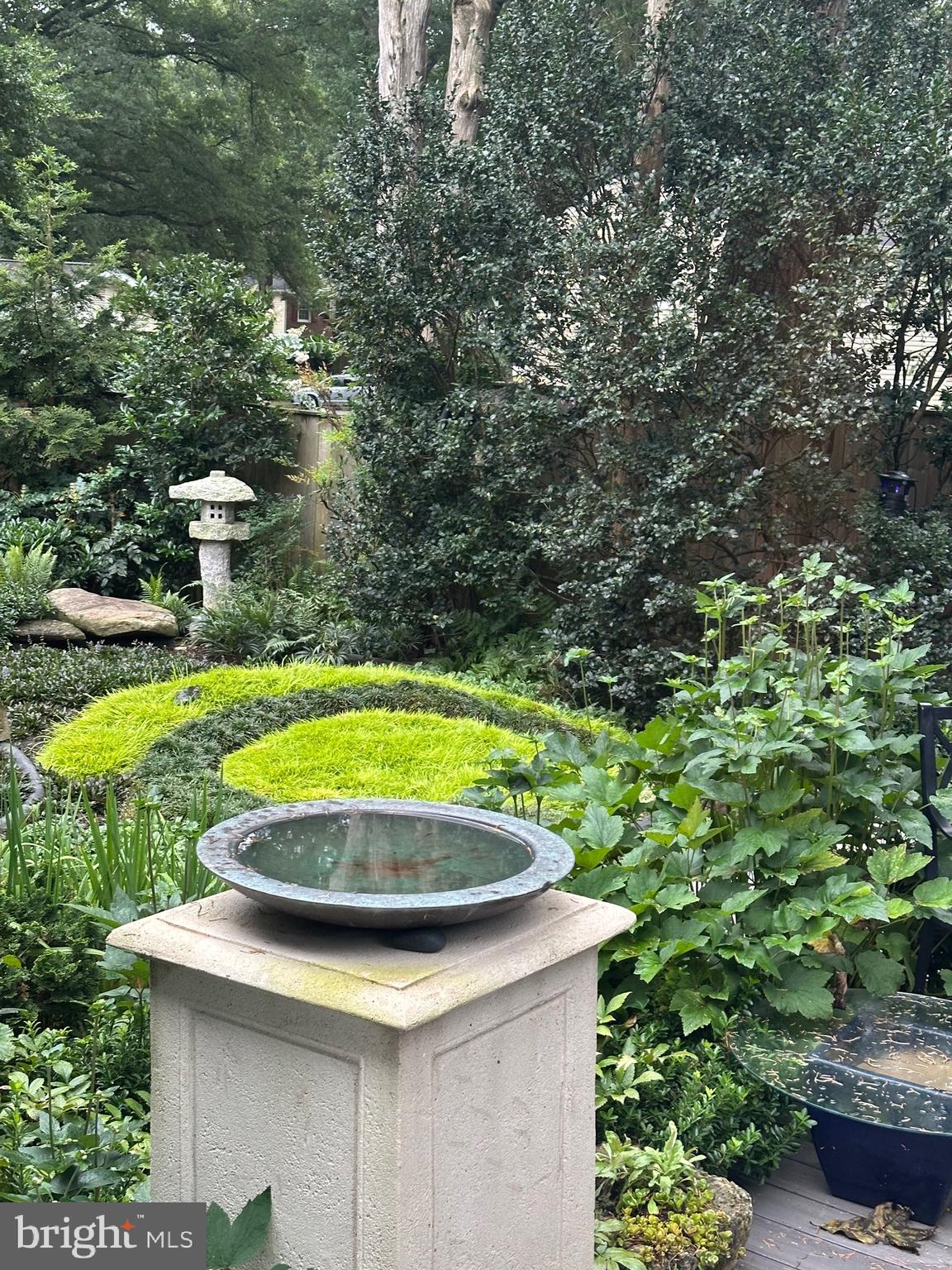 WILLOW WOODS - Residential