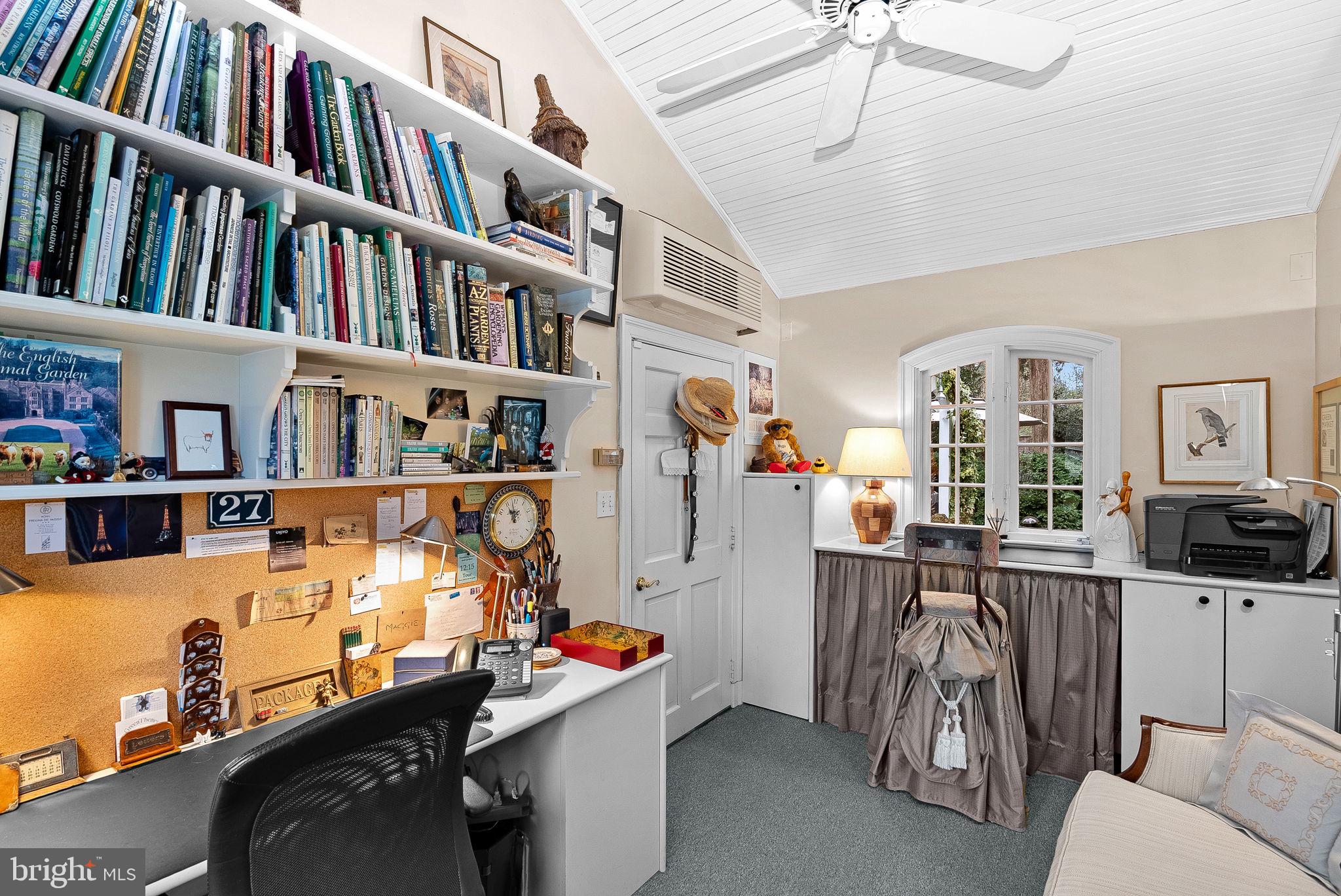 WILLOW WOODS - Residential