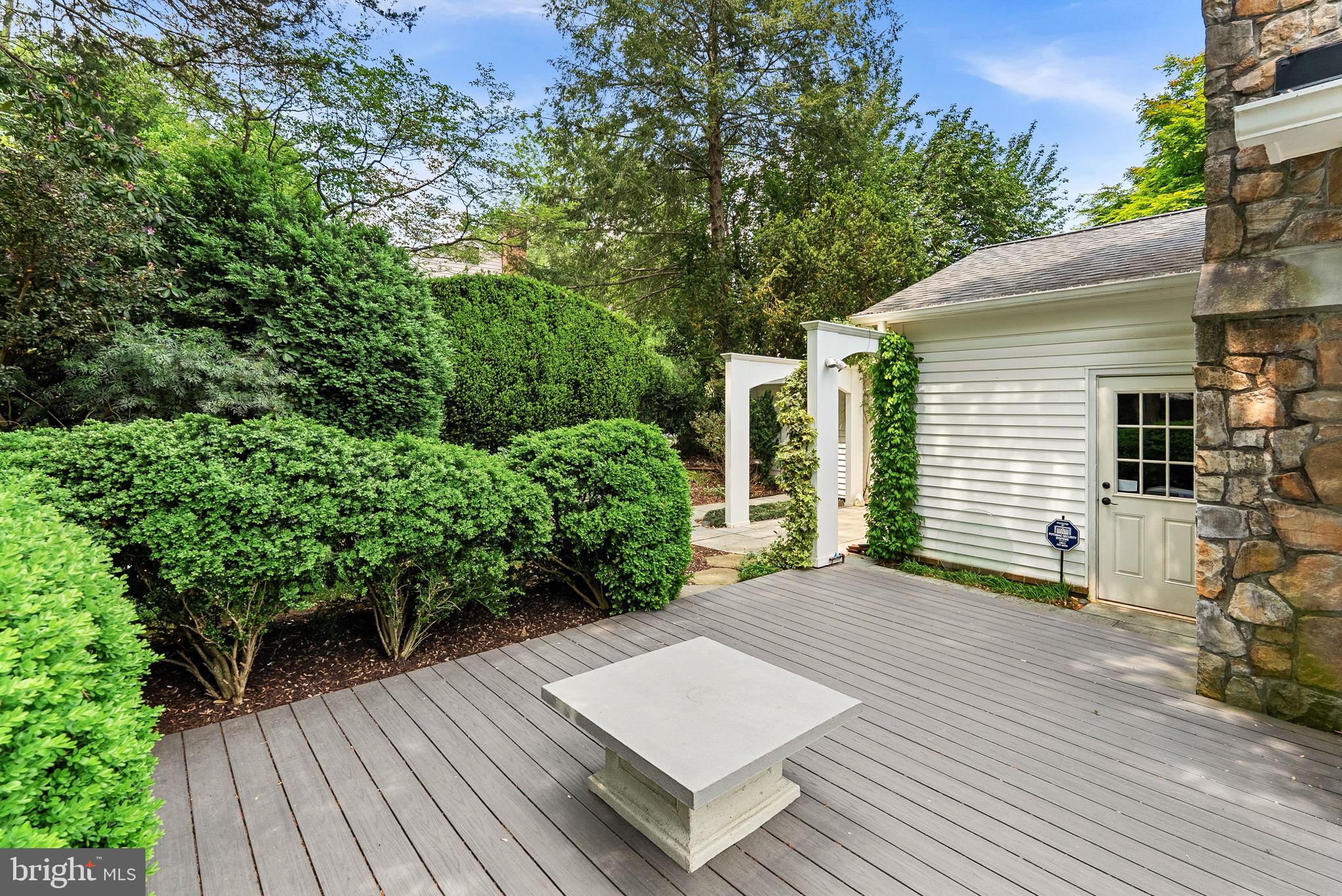 WILLOW WOODS - Residential