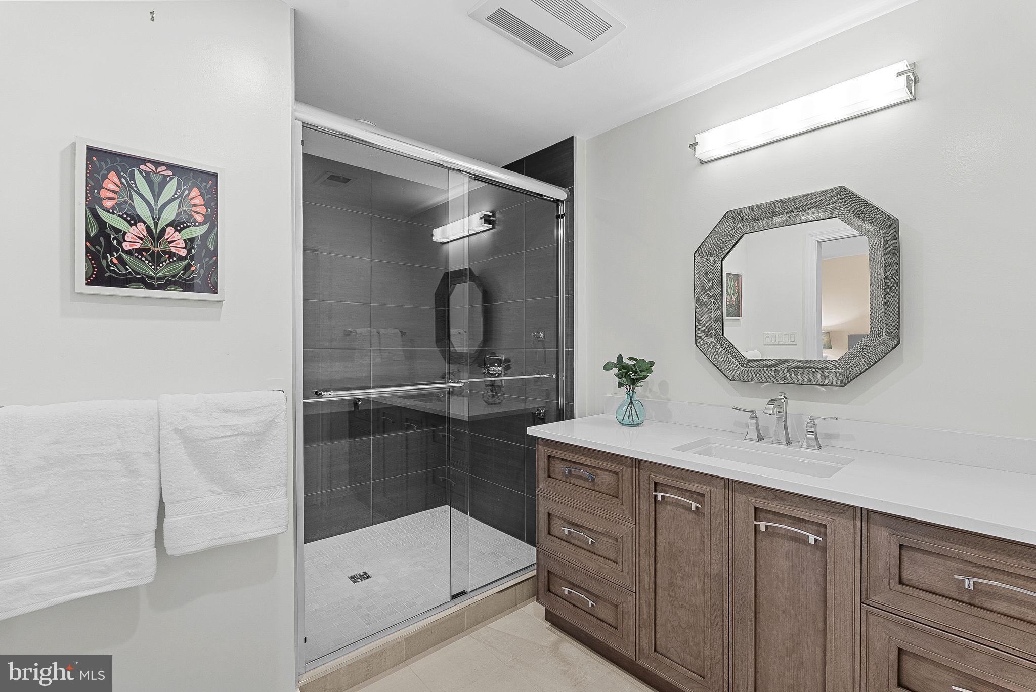 WILLOW WOODS - Residential