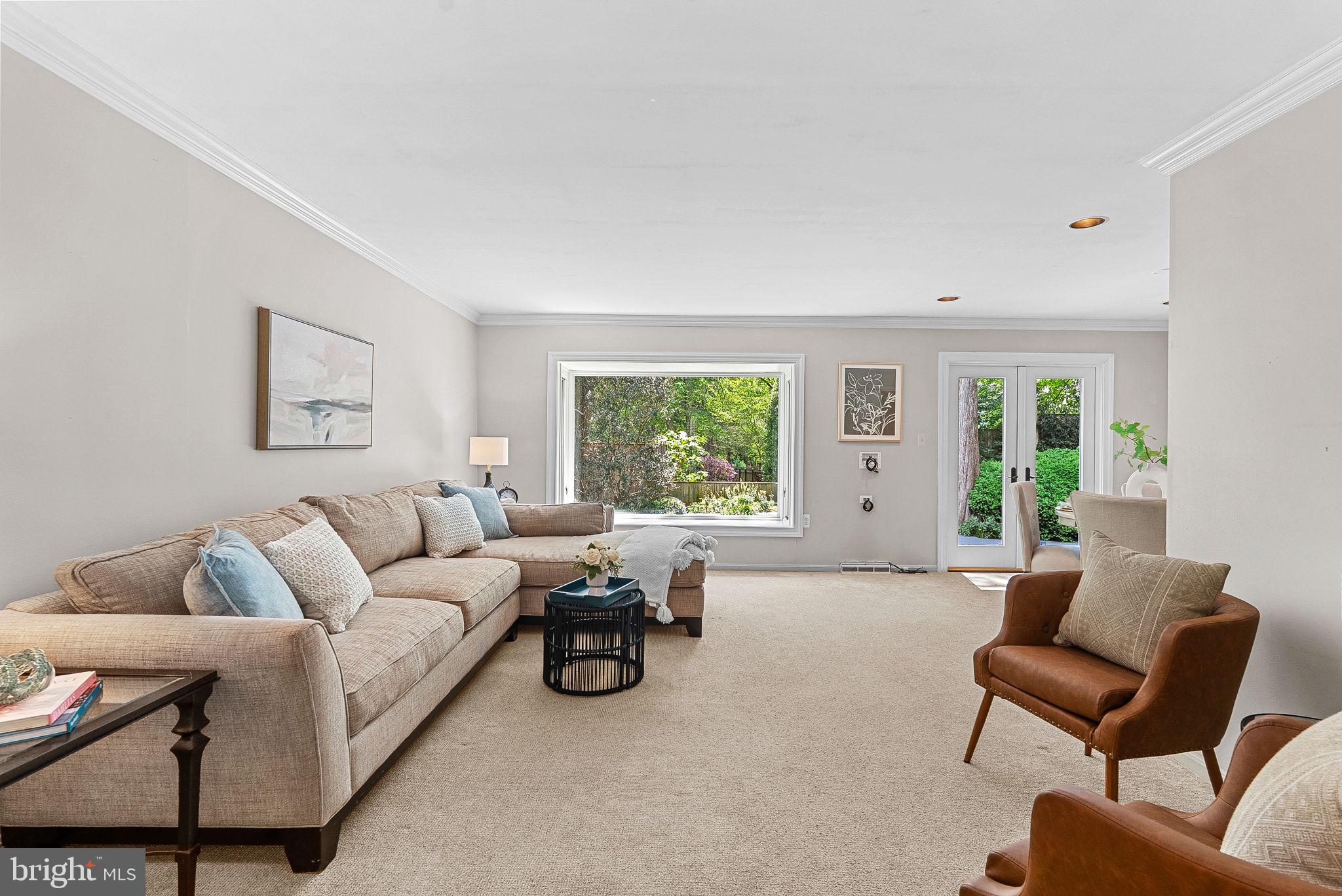 WILLOW WOODS - Residential