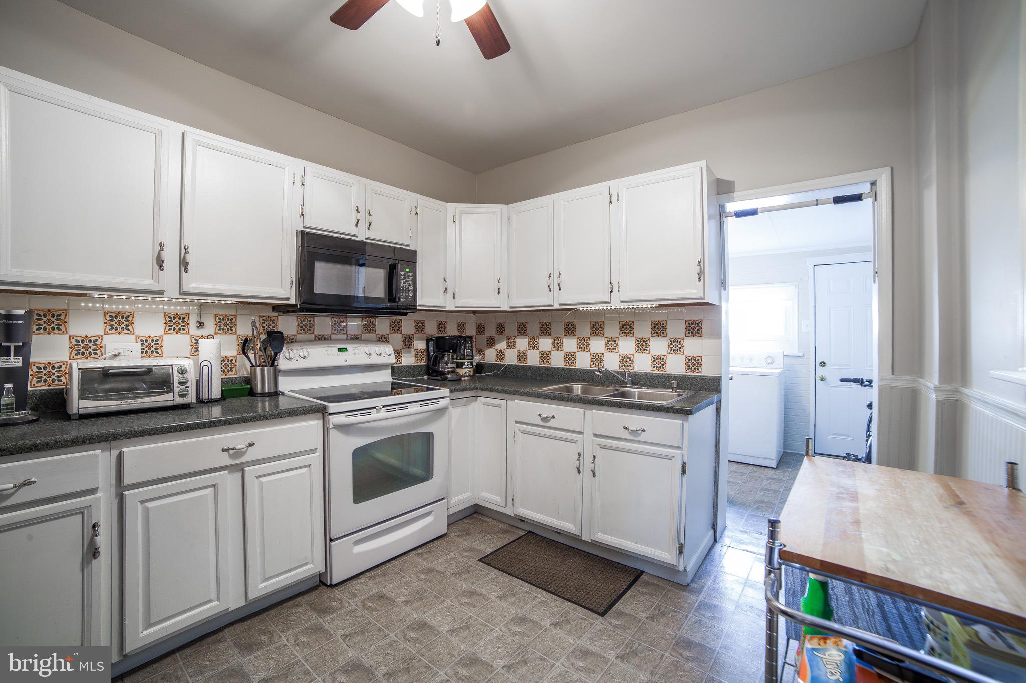 PORT RICHMOND - Residential