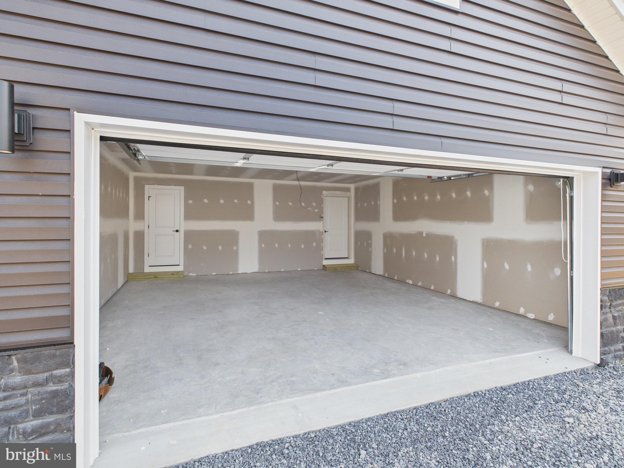 MOUNT CHRISTIAN - Residential