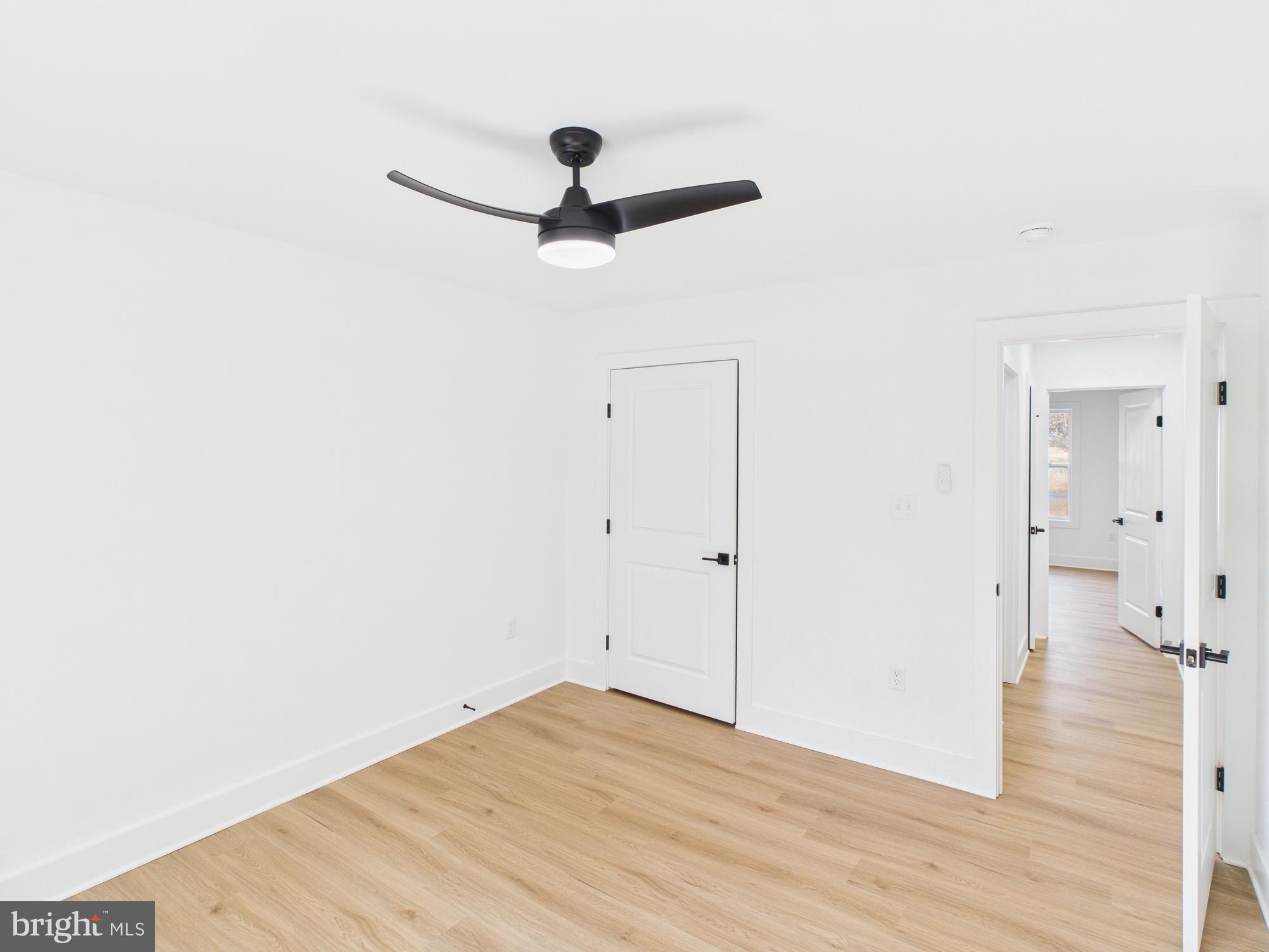 MOUNT CHRISTIAN - Residential