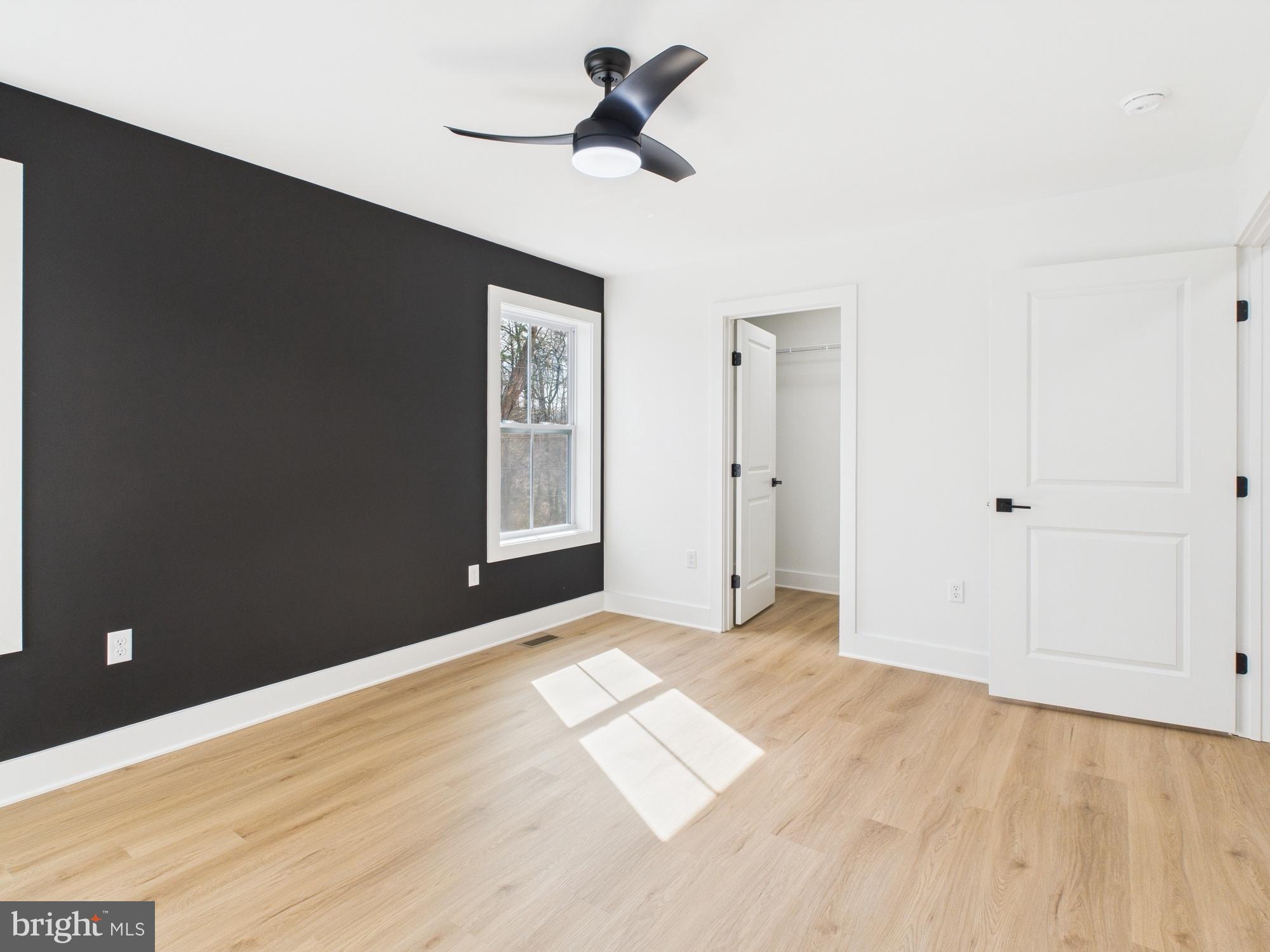 MOUNT CHRISTIAN - Residential