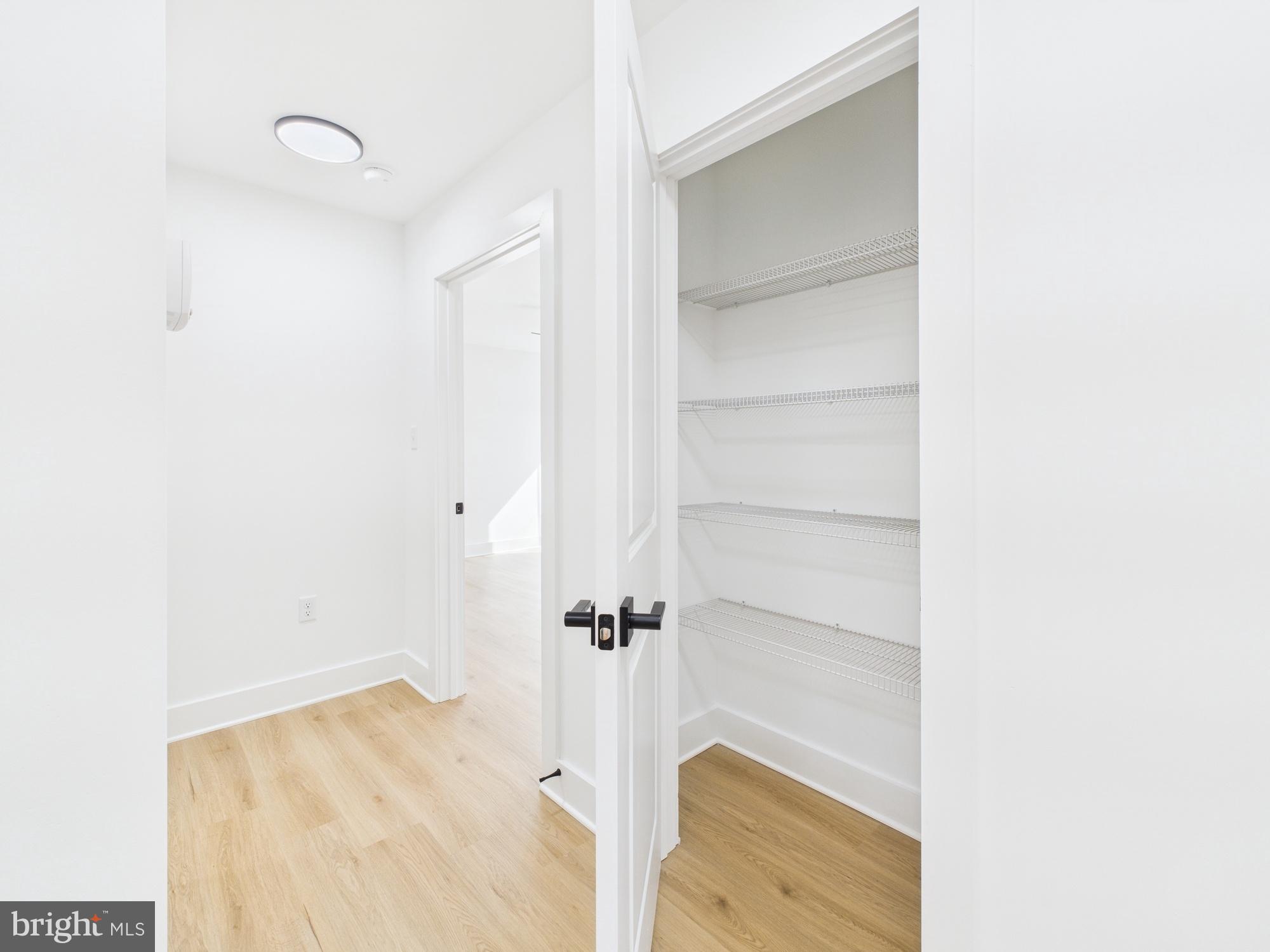 MOUNT CHRISTIAN - Residential