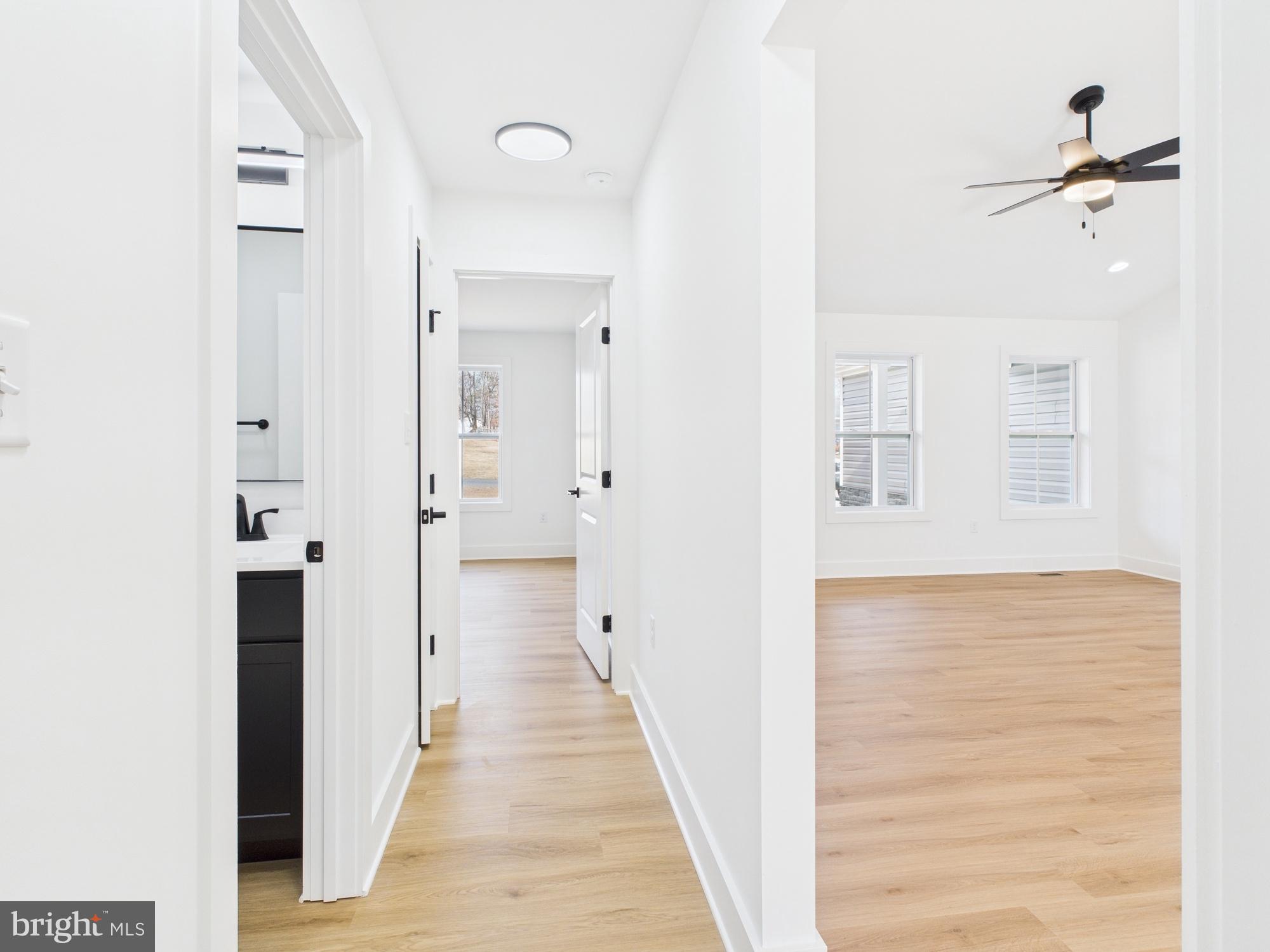 MOUNT CHRISTIAN - Residential