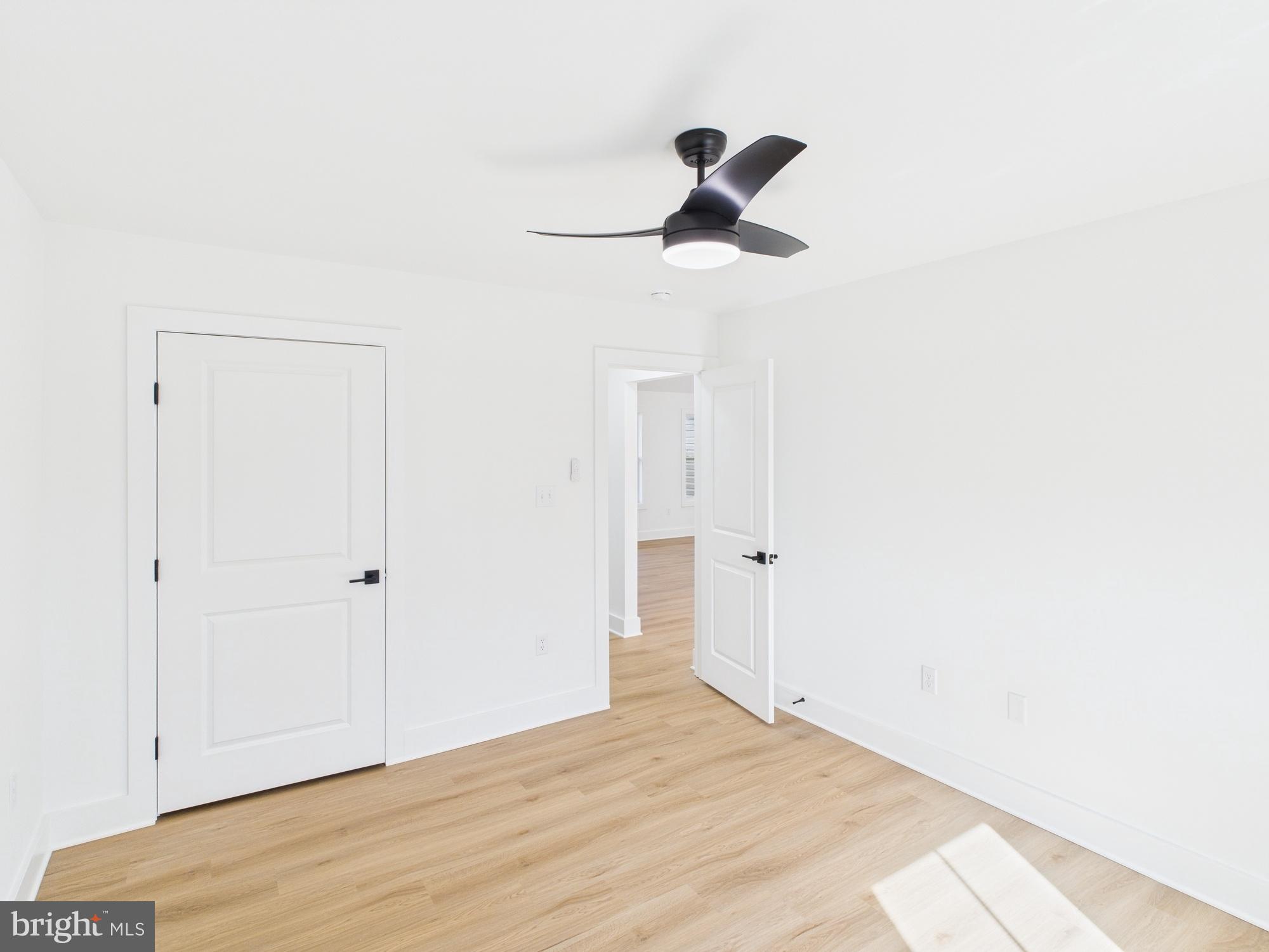 MOUNT CHRISTIAN - Residential