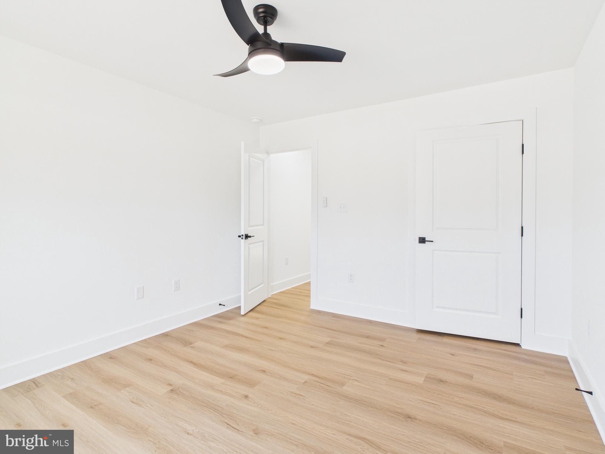 MOUNT CHRISTIAN - Residential