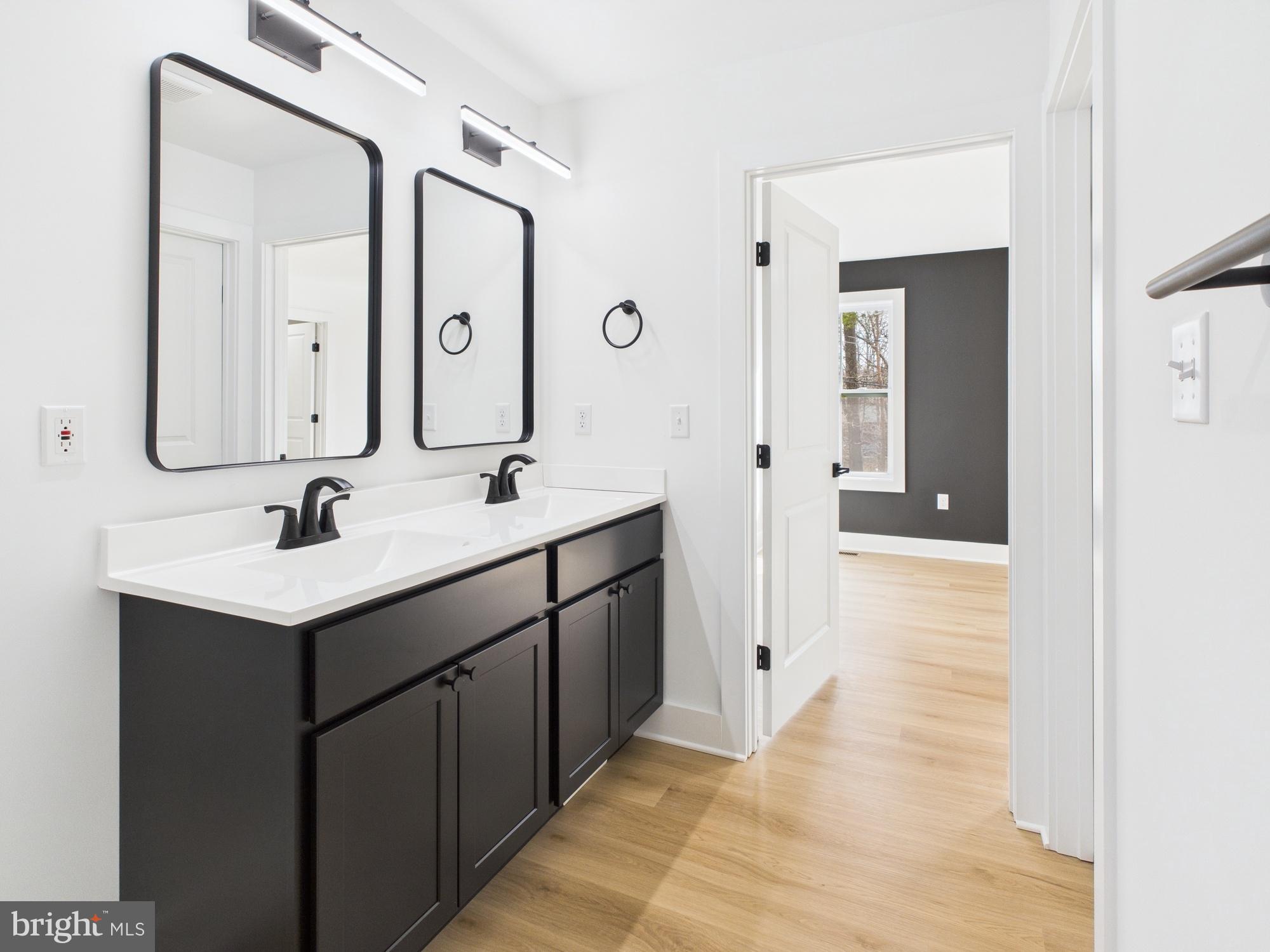 MOUNT CHRISTIAN - Residential