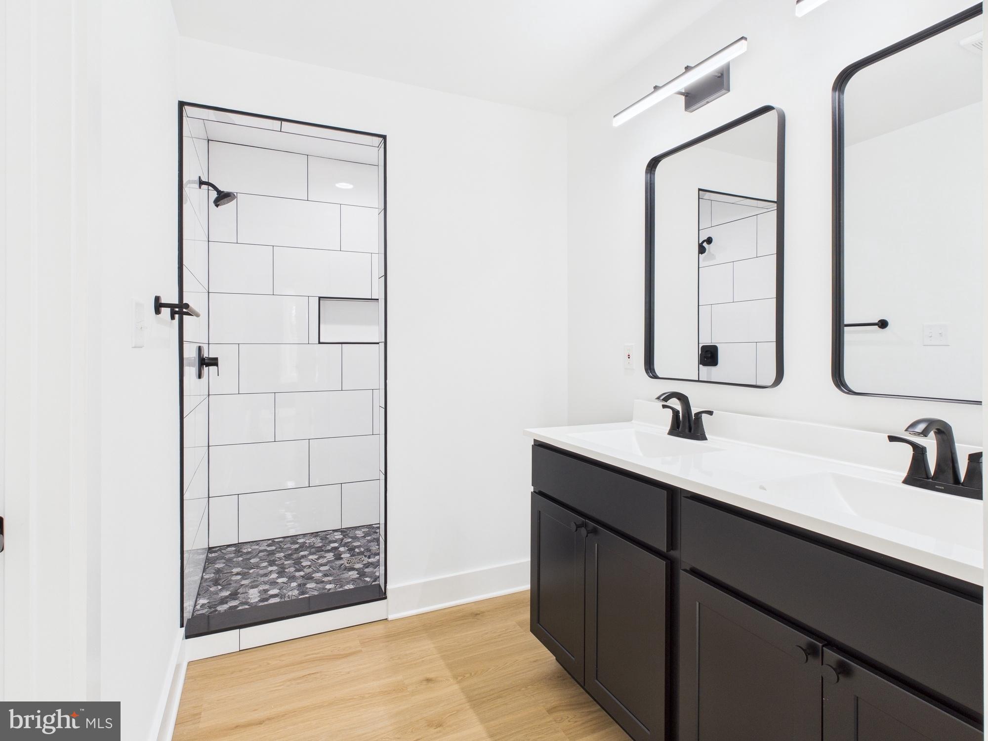 MOUNT CHRISTIAN - Residential