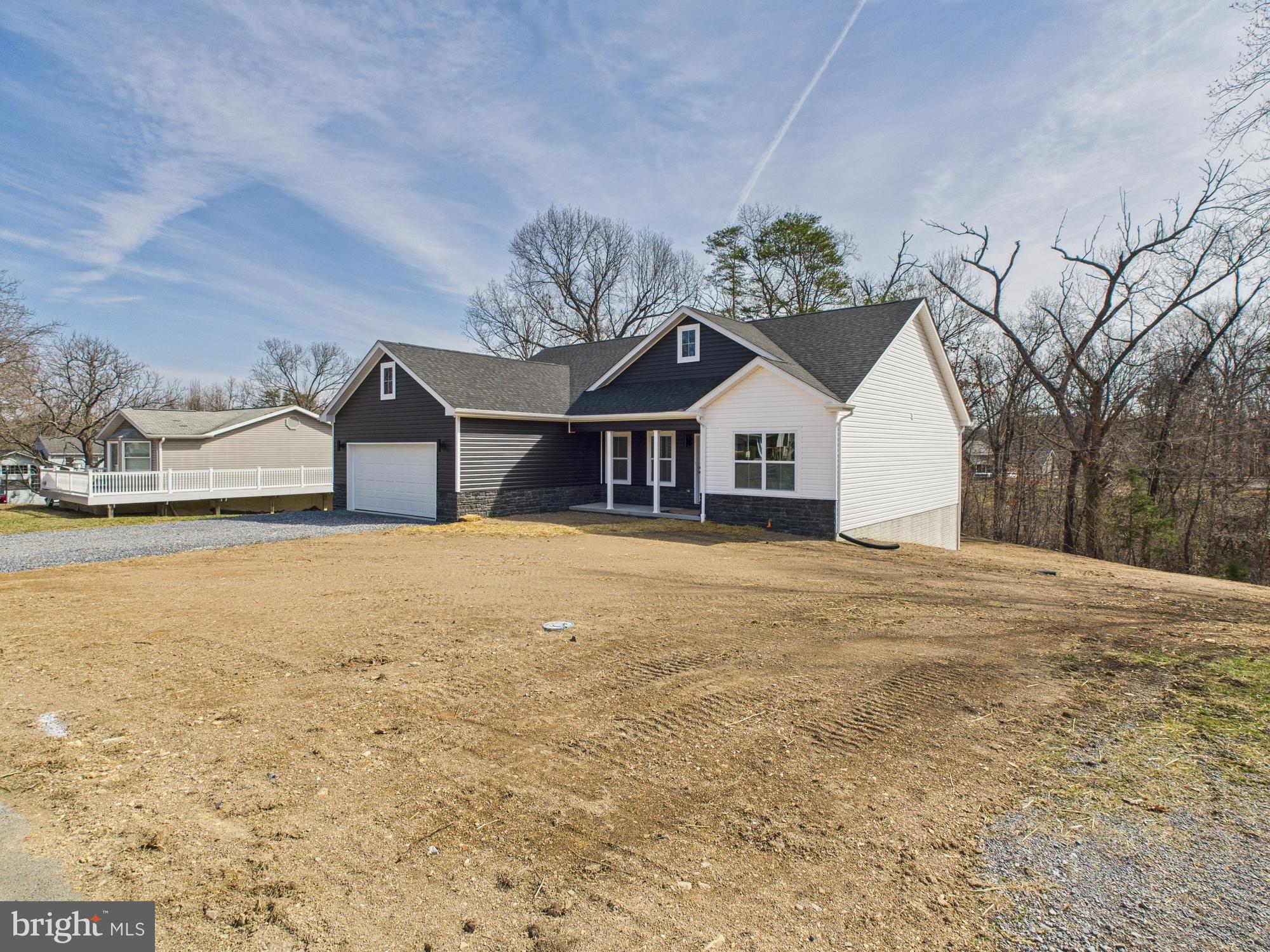 MOUNT CHRISTIAN - Residential