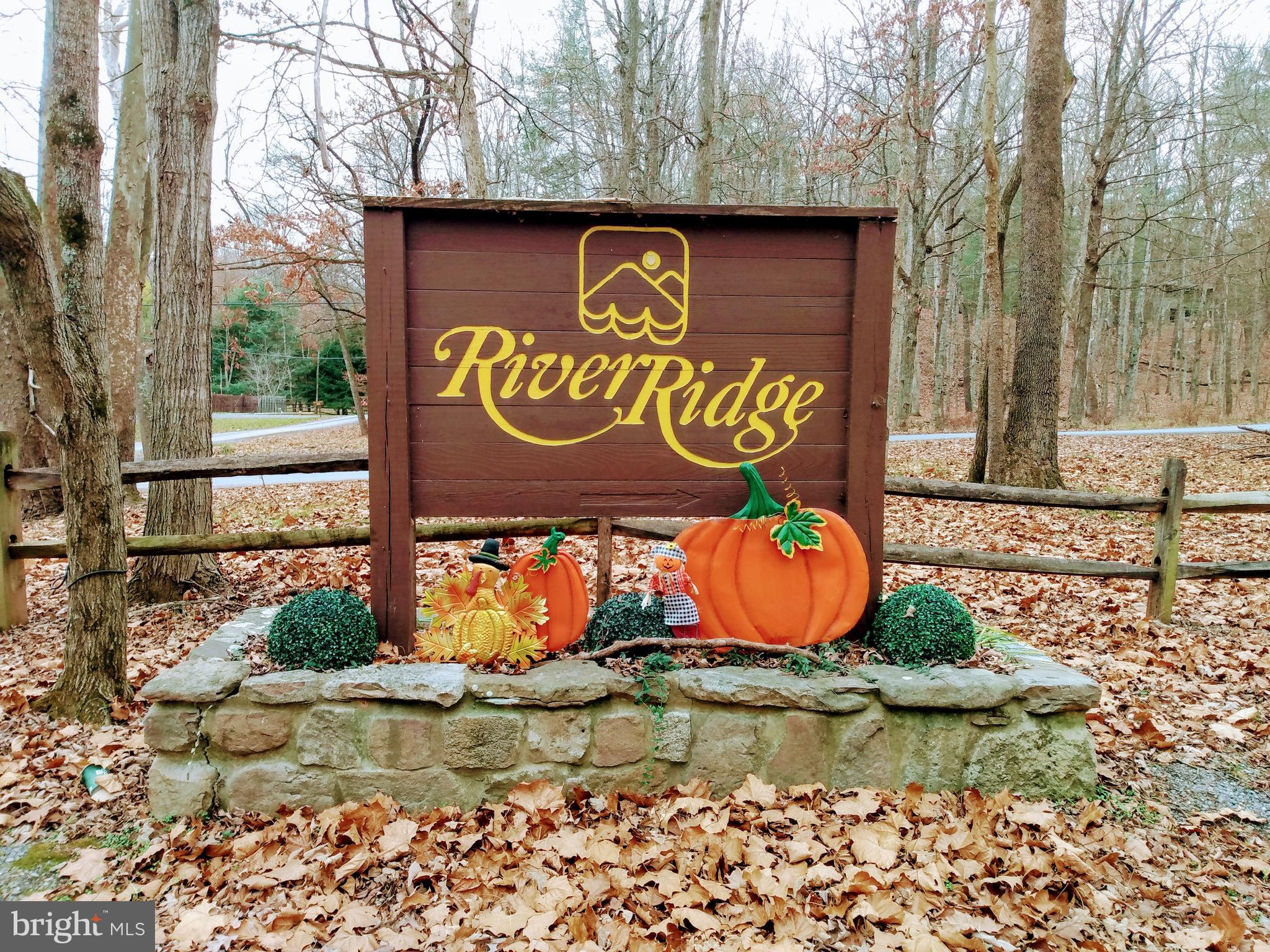 RIVER RIDGE - Residential
