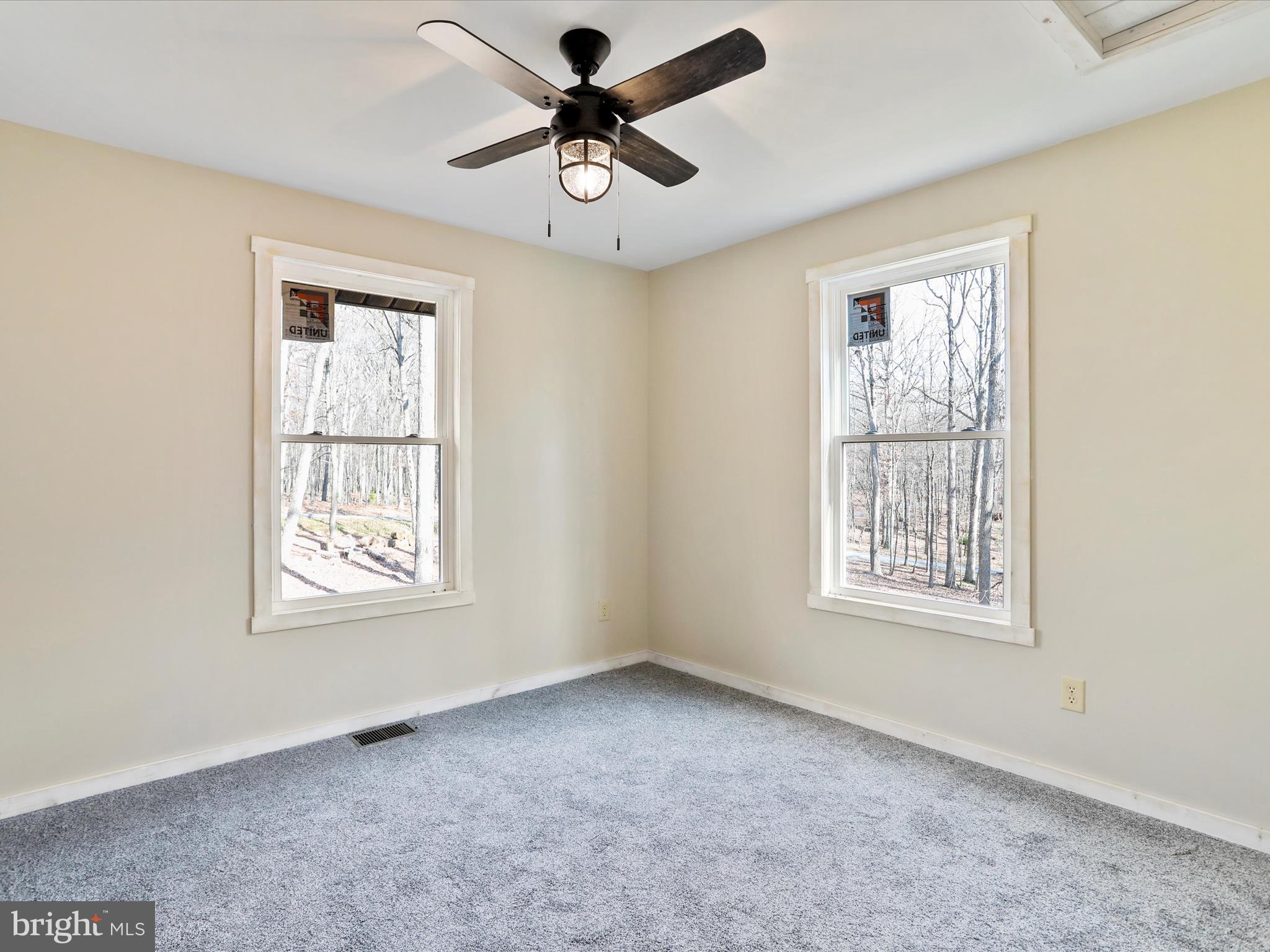 RIVER RIDGE - Residential