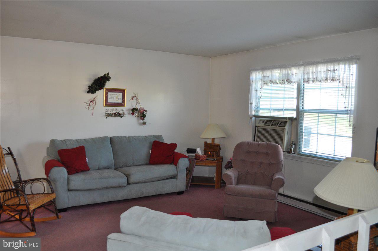 SUNRISE ACRES - Residential